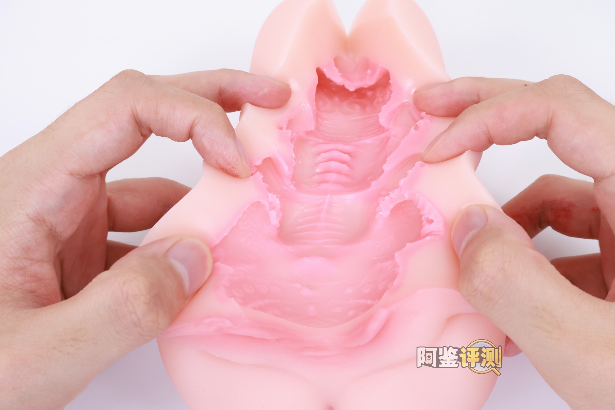 COC——“炎龙魔女”评测!两面顶胶的瘦小杯子,为何非要坚持双通道....