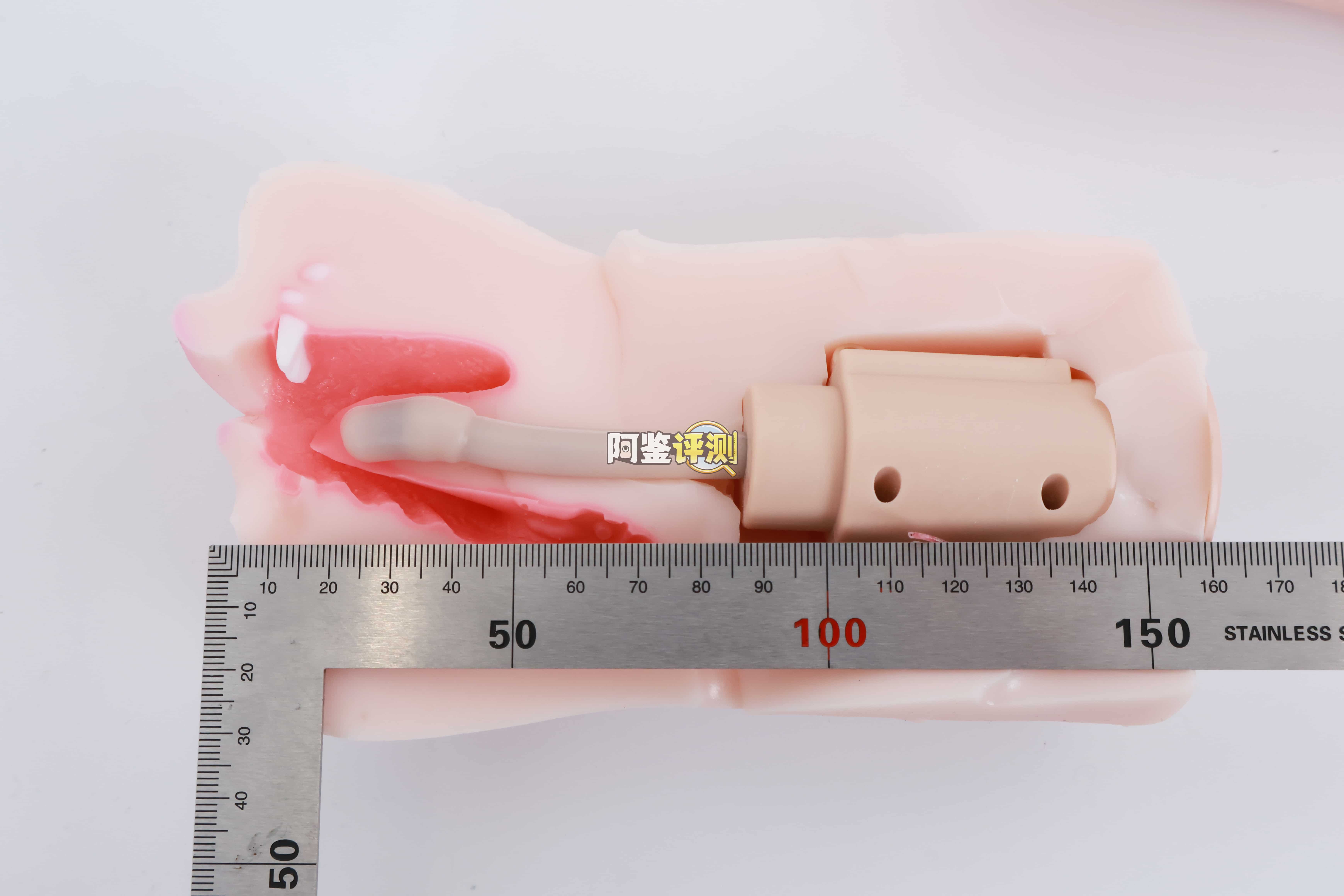 YUU——“饶舌辣妹”评测！噱头就是这个杯子的全部了.....像搞笑玩具一样毫无实用性的产品