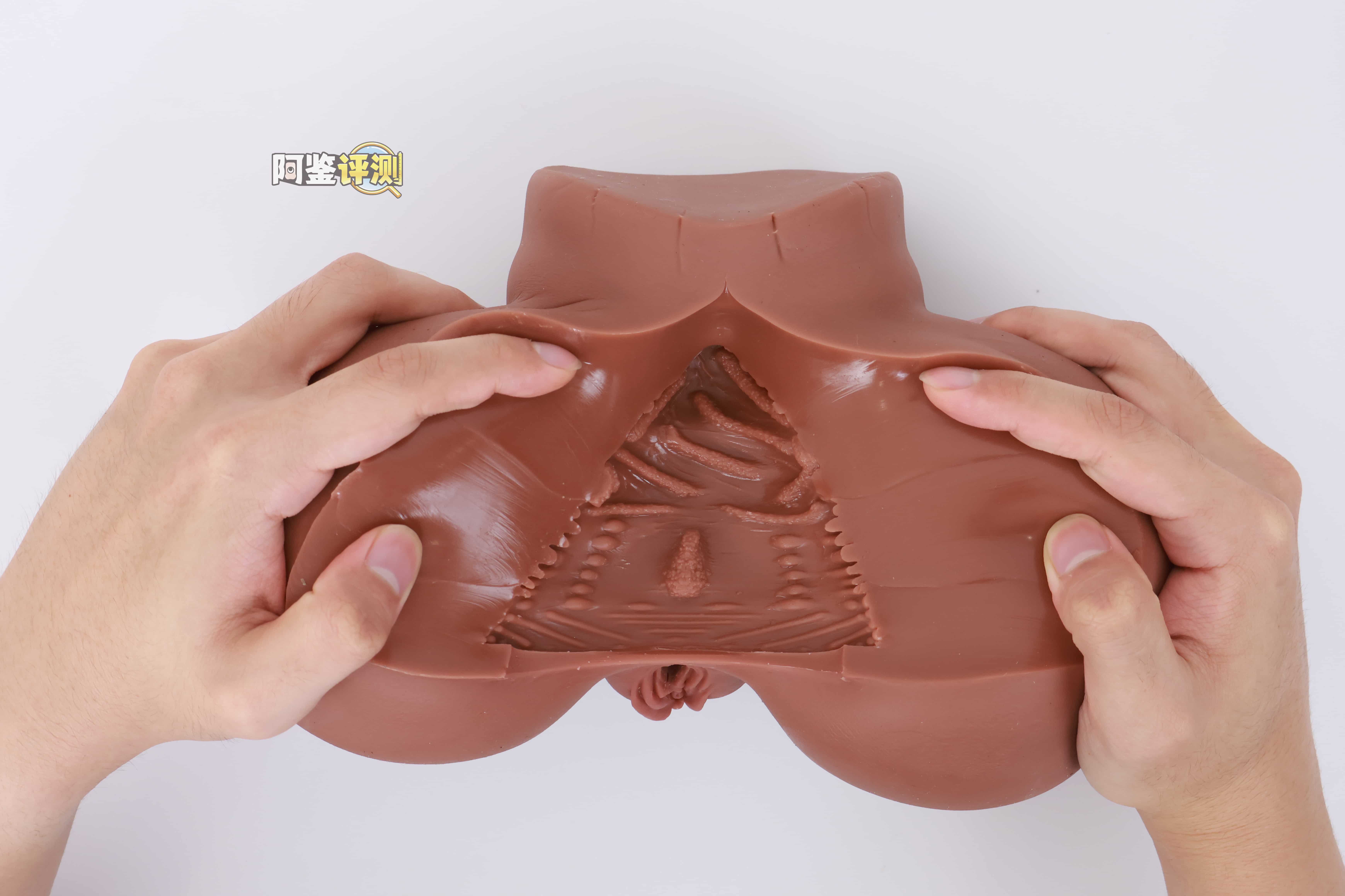 COC——“可可狼姬”评测！褐色黑皮的“成熟型”小屁股倒模，通道的复杂度和姿势兼容性都挺不错