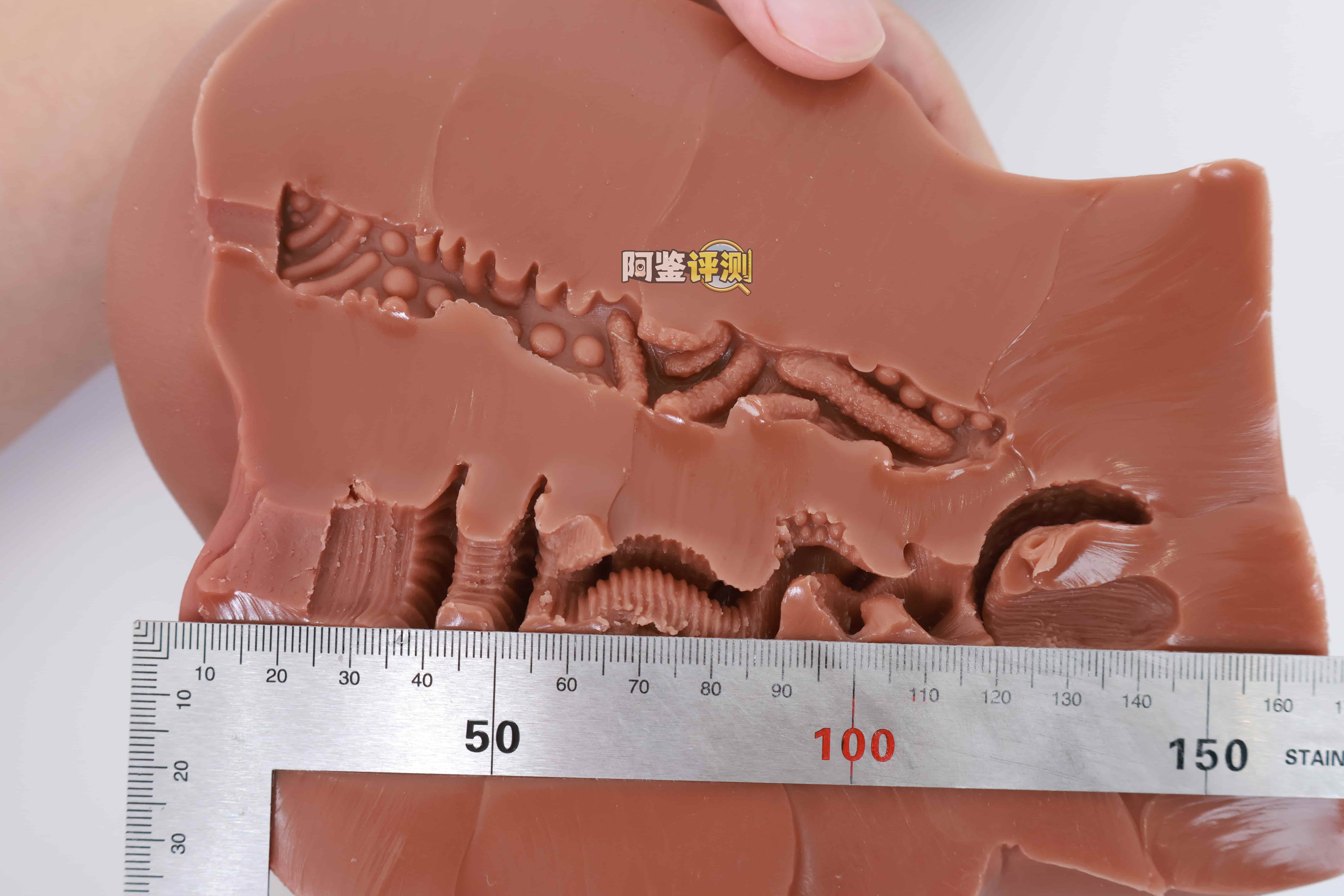 COC——“可可狼姬”评测！褐色黑皮的“成熟型”小屁股倒模，通道的复杂度和姿势兼容性都挺不错