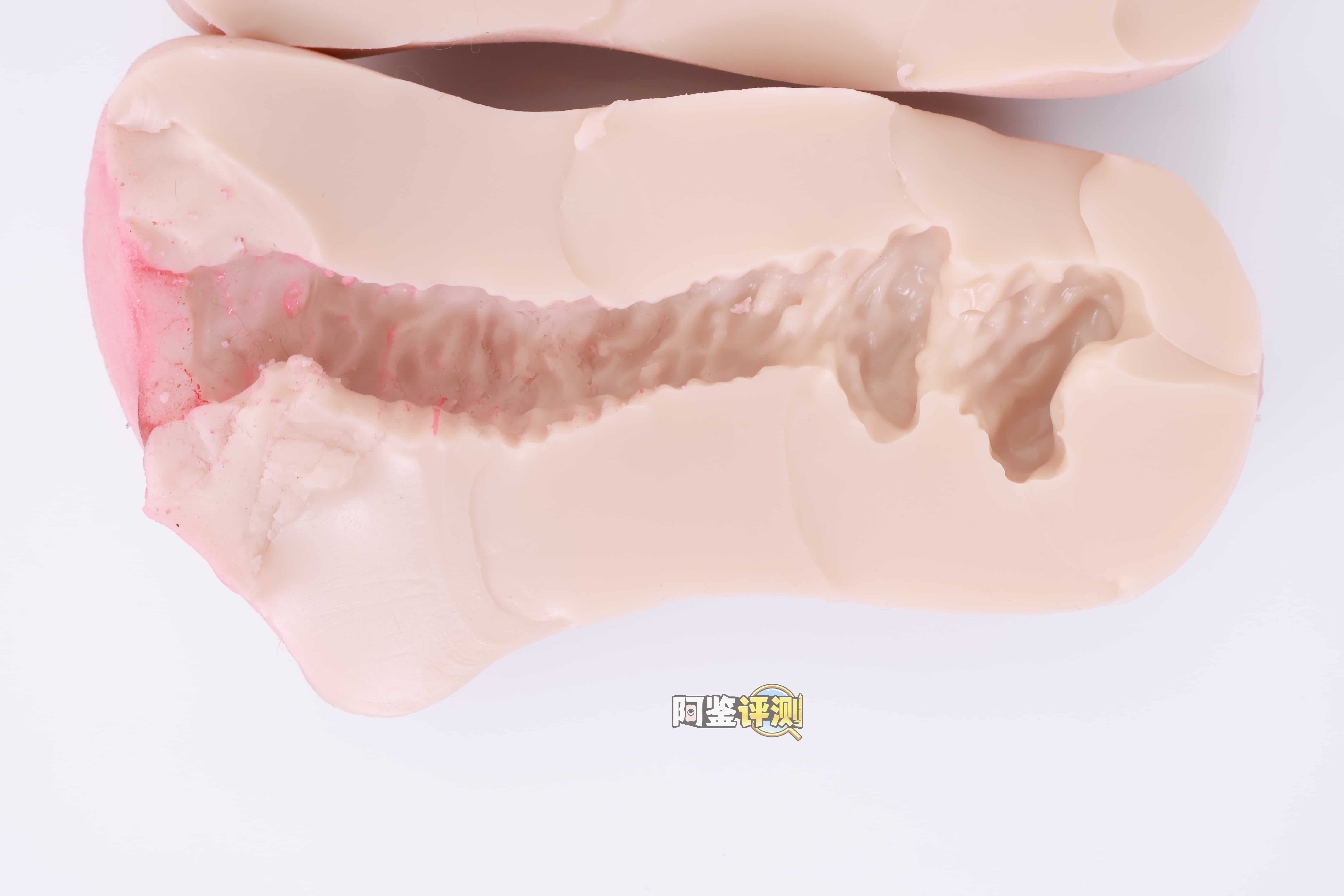 YUU——“极乐蜜壶”评测！使用硅胶材质制作而成的飞机杯，似乎没有我想象中那么难以使用