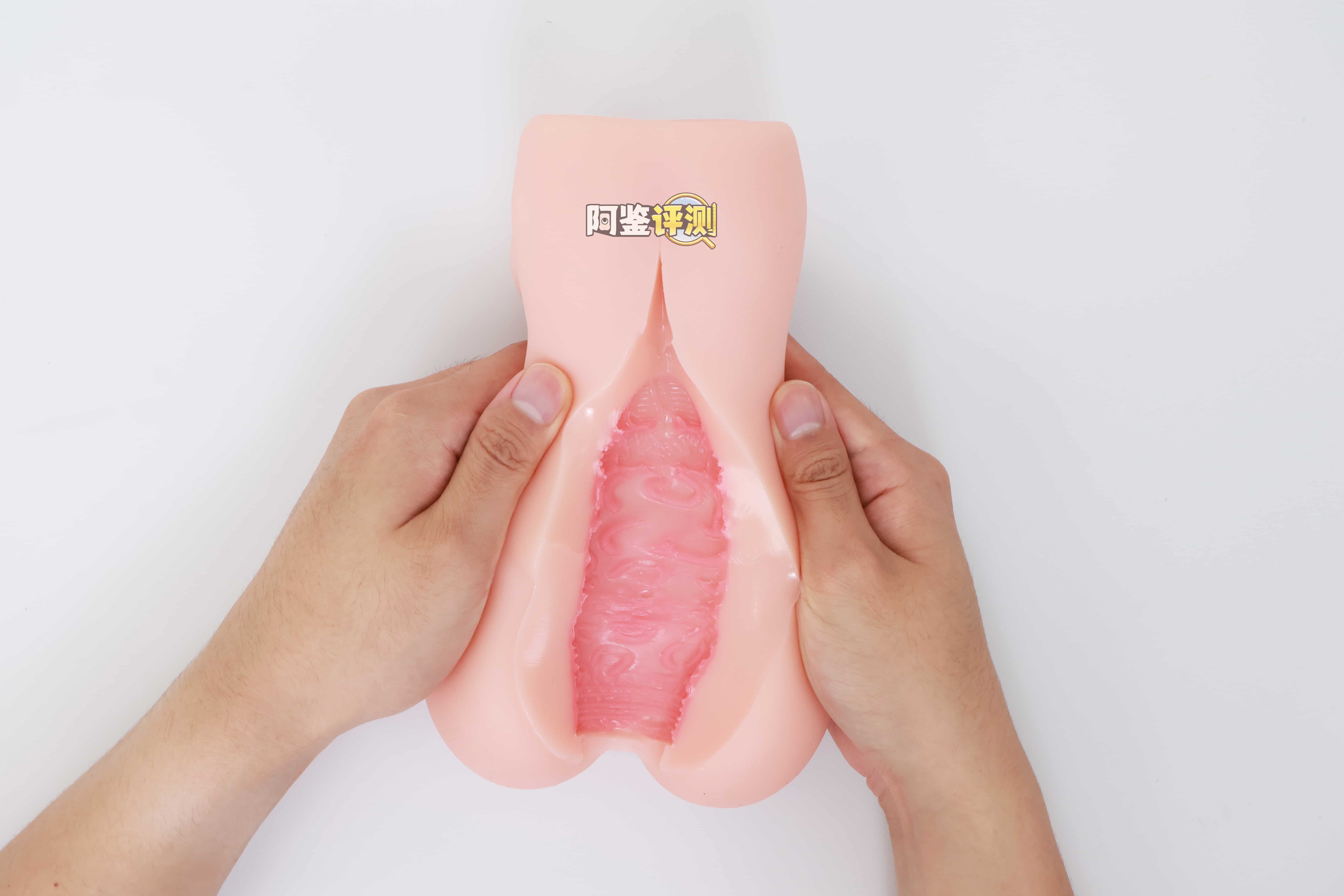 OK——“修女的侍奉”评测！中规中矩的双通道飞机杯，跟我预想得一样风平浪静