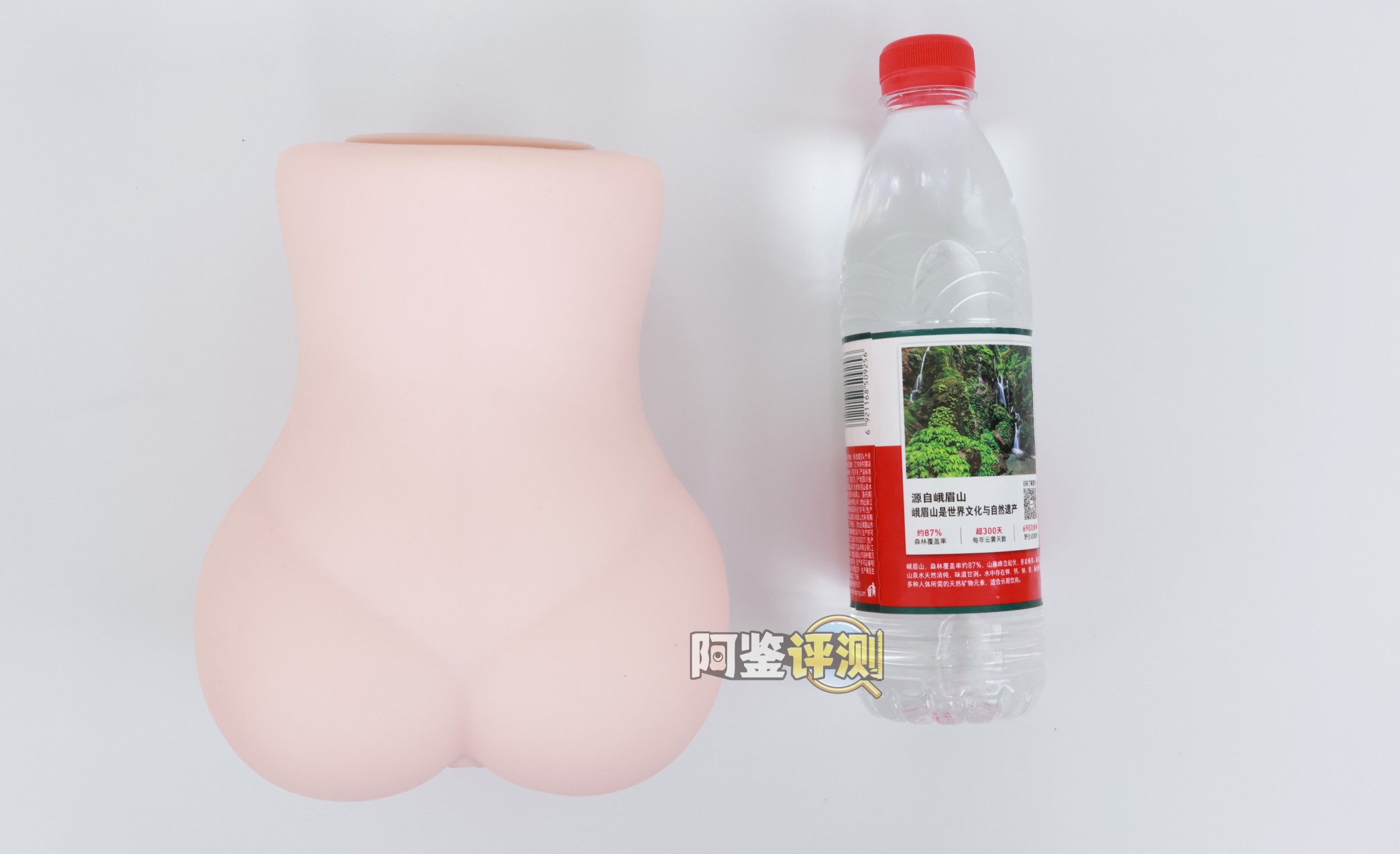 YUU——“内伸缩樱乃酱”评测！胖乎乎的传统派活塞型电动杯，能力综合但是缺乏亮点