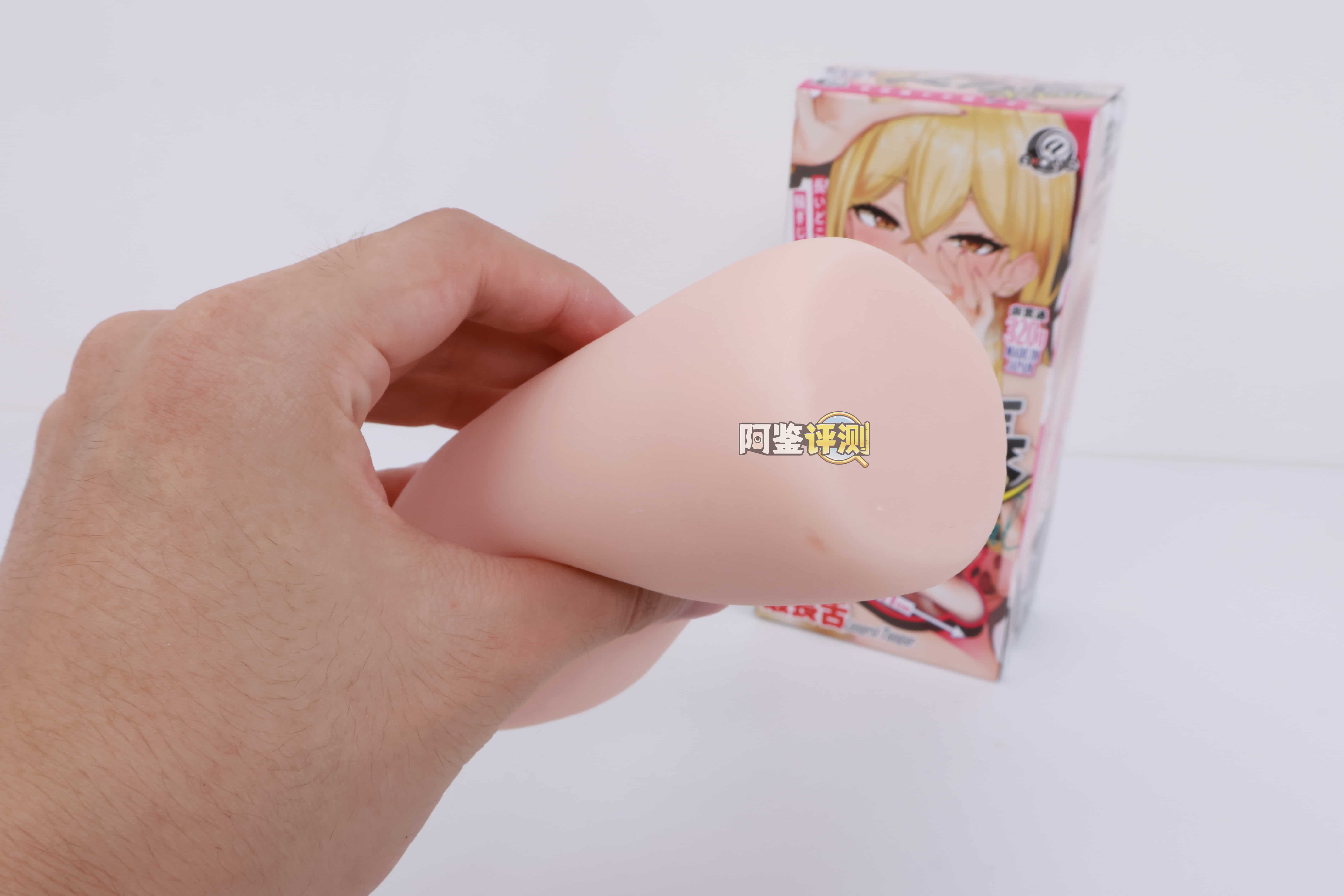 A-one——"长舌辣妹"评测!超级光滑的平整长舌头,刺激度实在是太低了