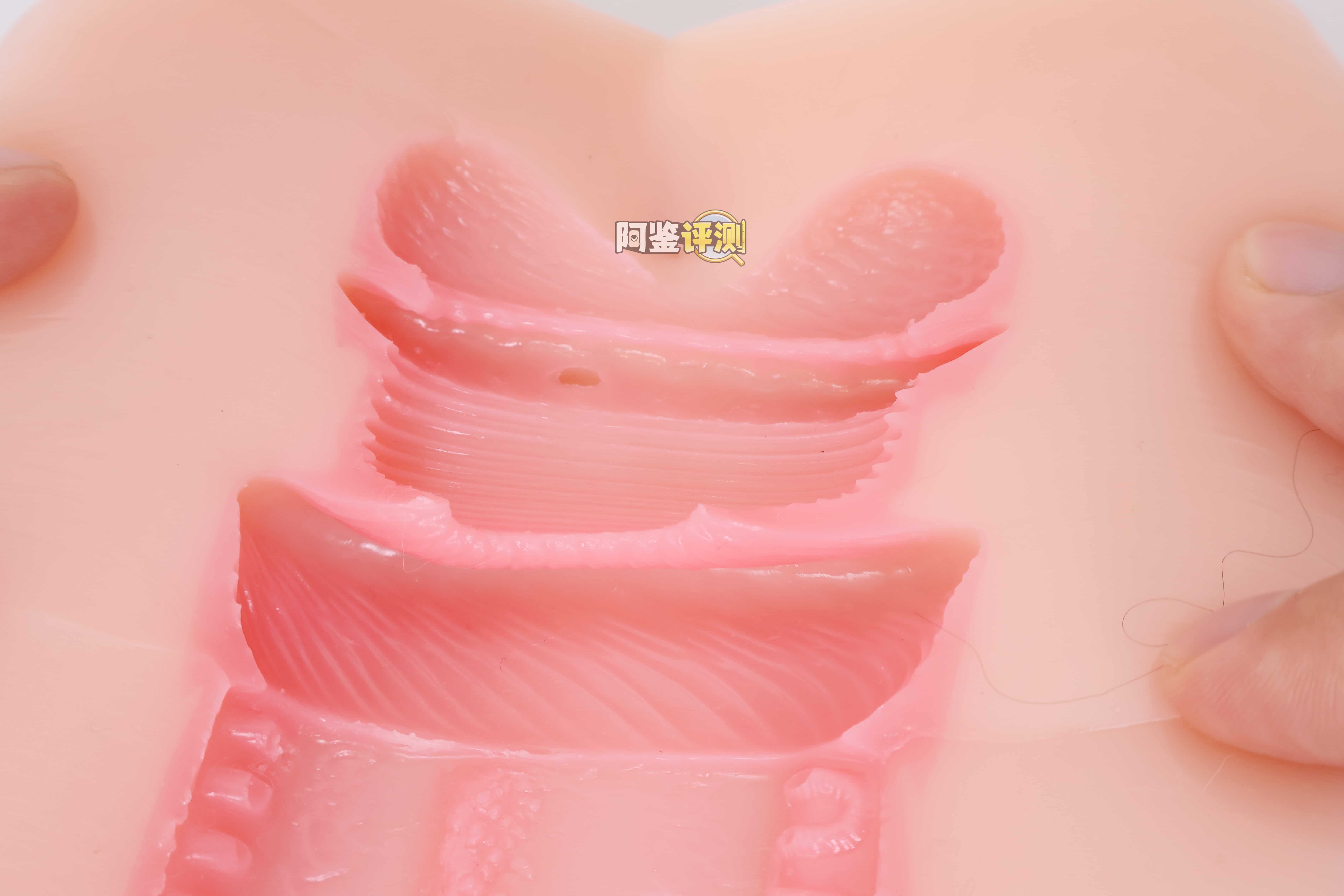 SUIKOMI——"卖杯子的小女孩"评测！这设计可以说是把子宫型杯子的缺点发挥到极致了.....