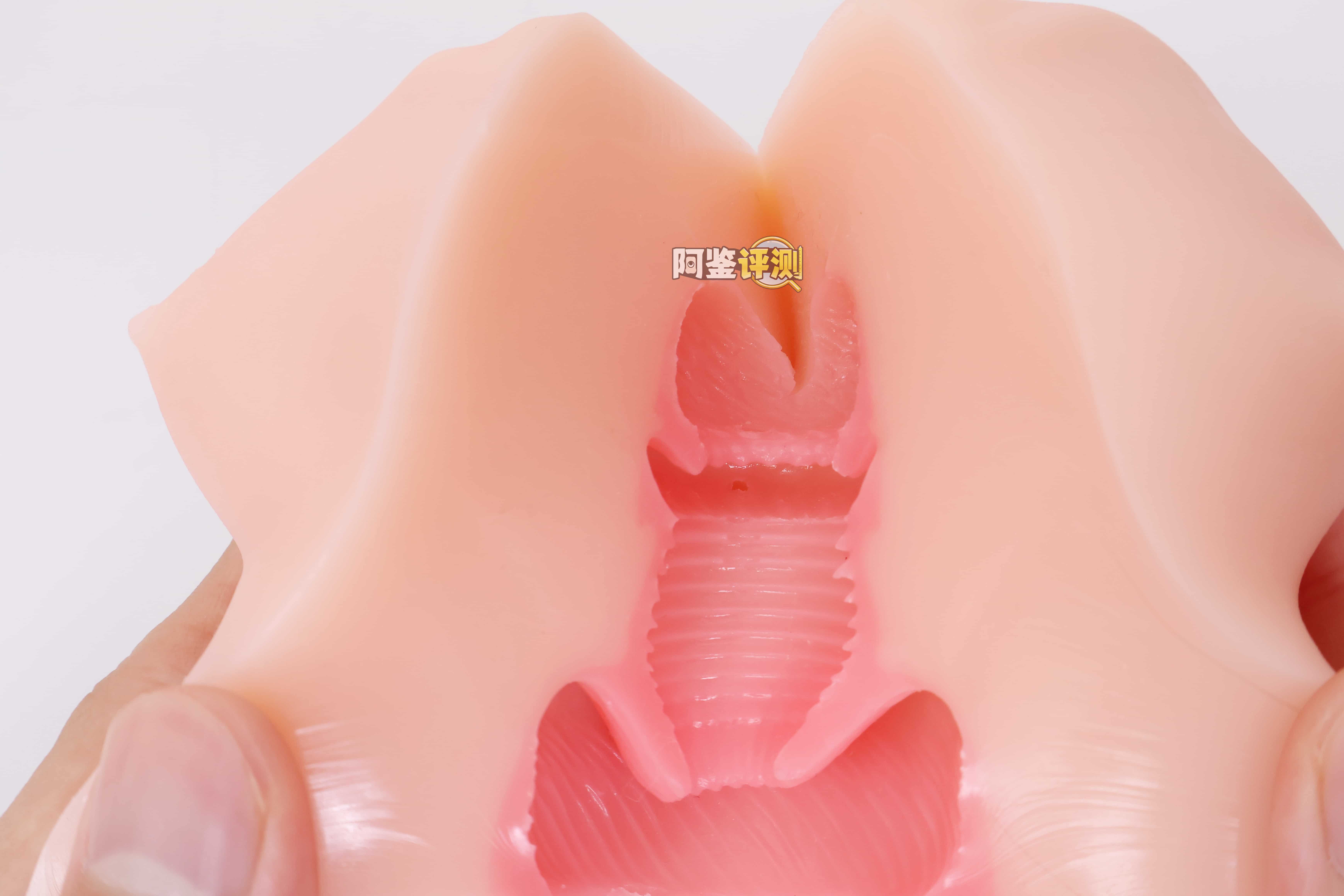 SUIKOMI——"卖杯子的小女孩"评测！这设计可以说是把子宫型杯子的缺点发挥到极致了.....