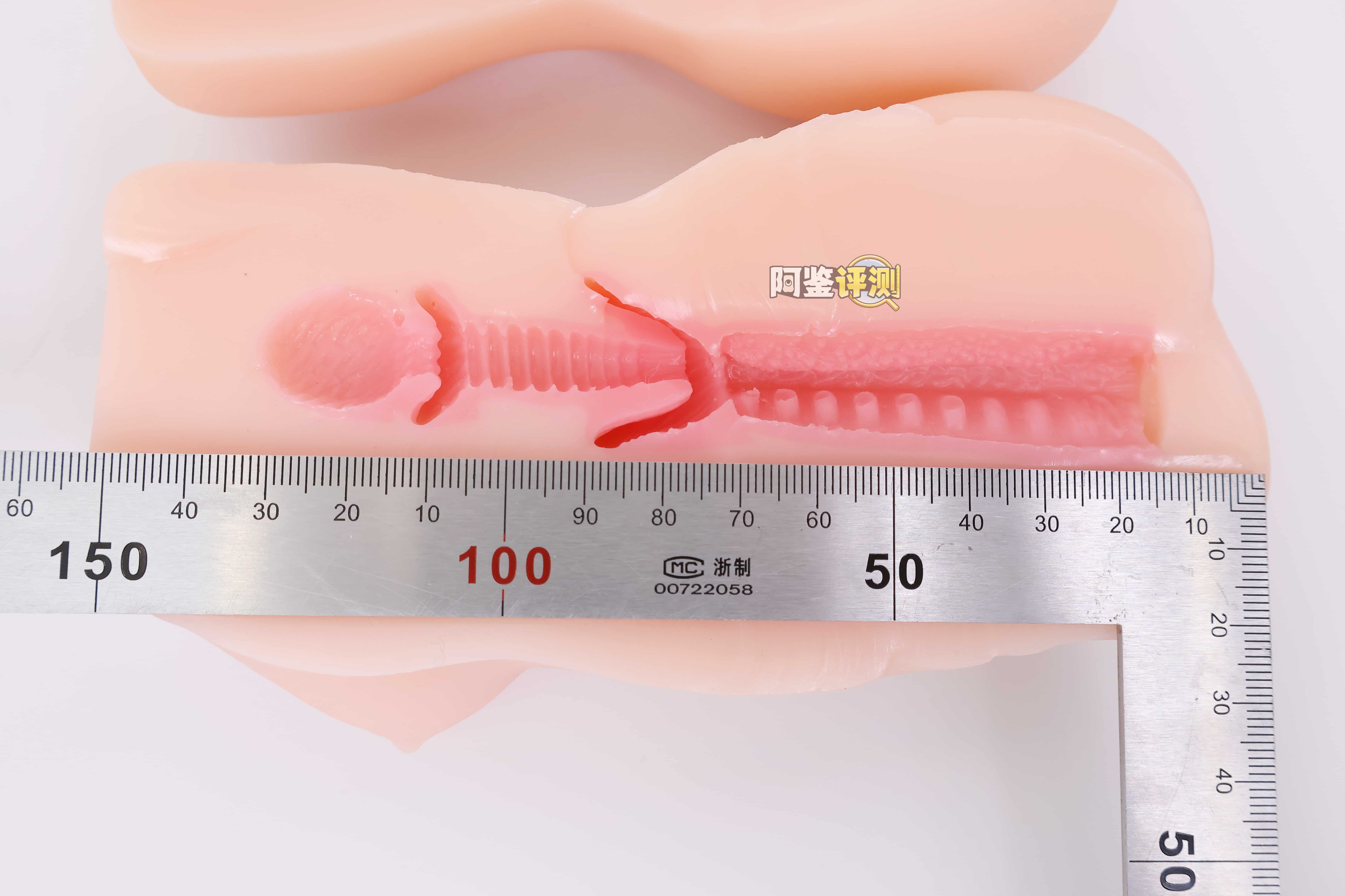 SUIKOMI——"卖杯子的小女孩"评测！这设计可以说是把子宫型杯子的缺点发挥到极致了.....