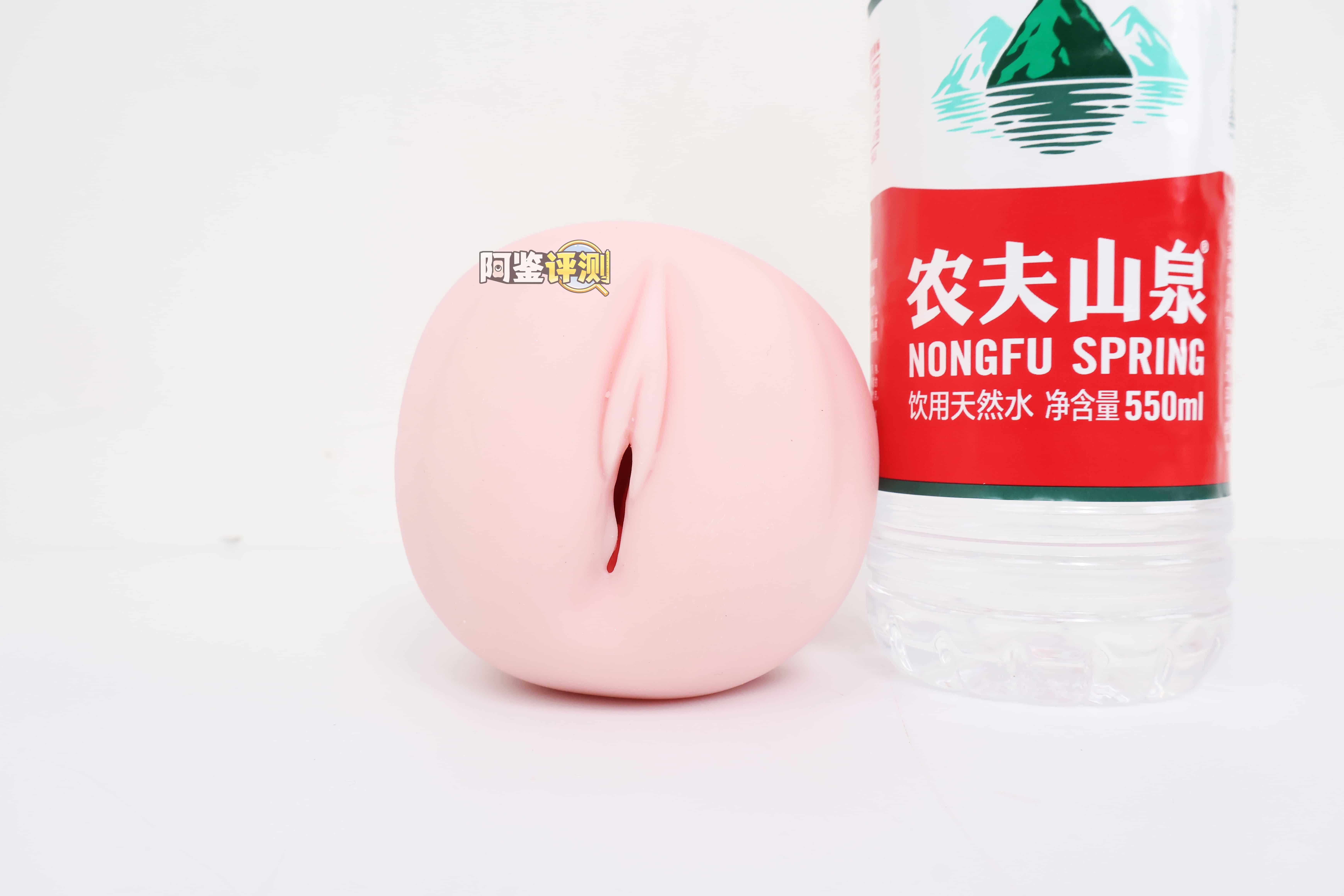 YUU——”乳推神乐”评测！乳交居然要靠通道结构来实现？这设计概念多少是有点搞笑成分在