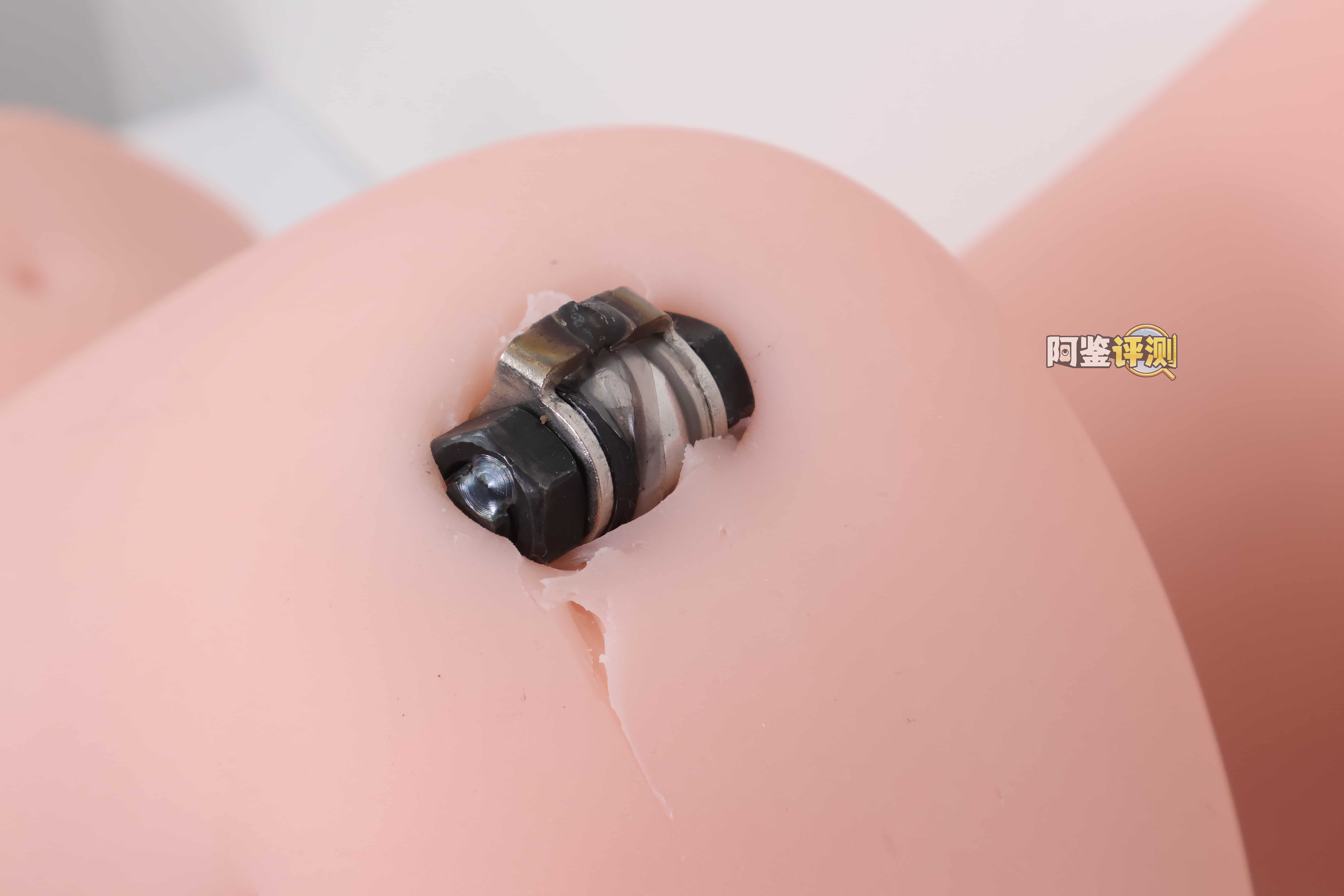 GXP—"魔方姬（腿模）"评测！设计上太过常规，反而凸显出了TPE材质做臀模的“不合适”感