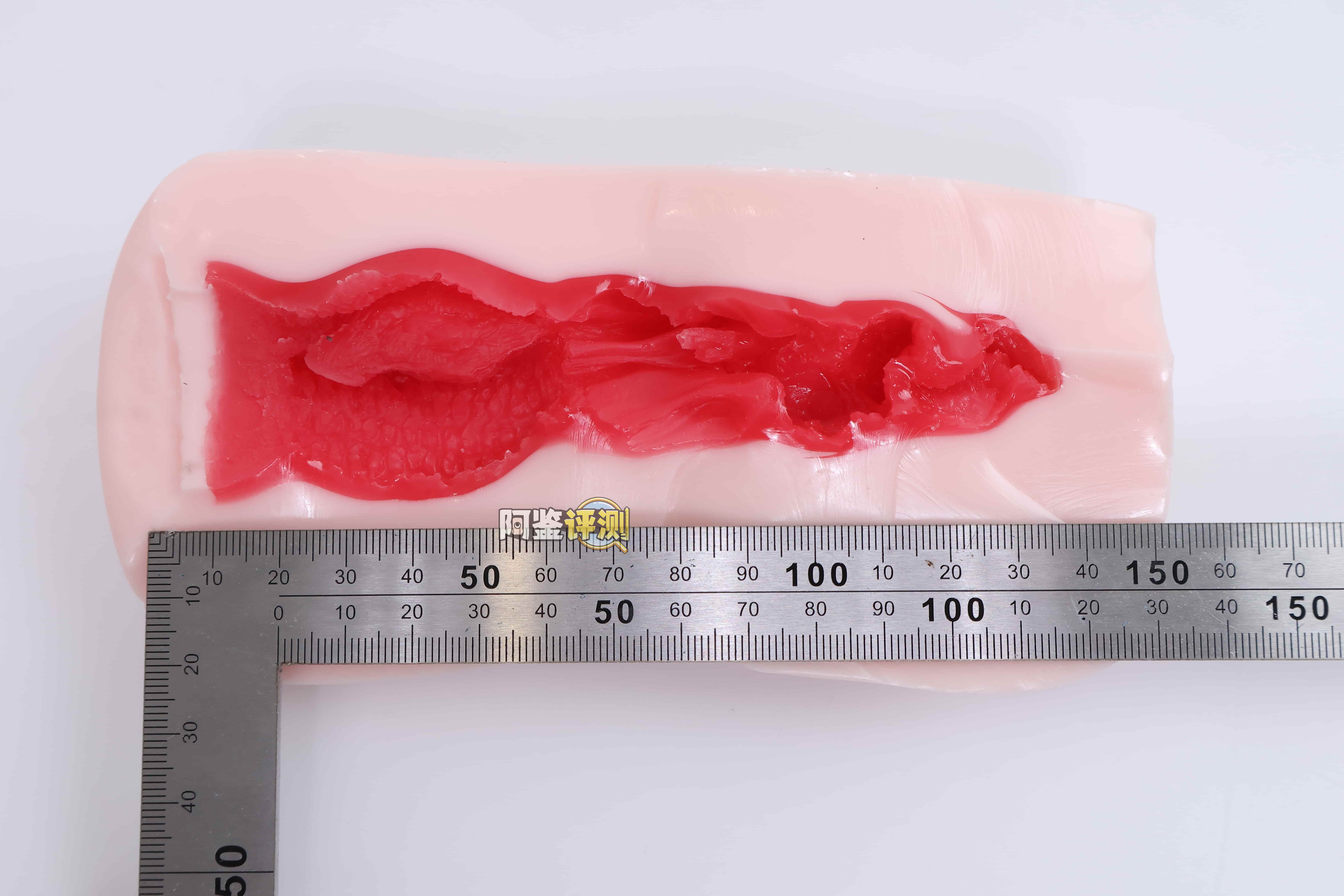 魔眼——"acme hacks（硬）"评测！复杂的黏膜感一旦僵硬起来，就会变得像是“一潭死水”