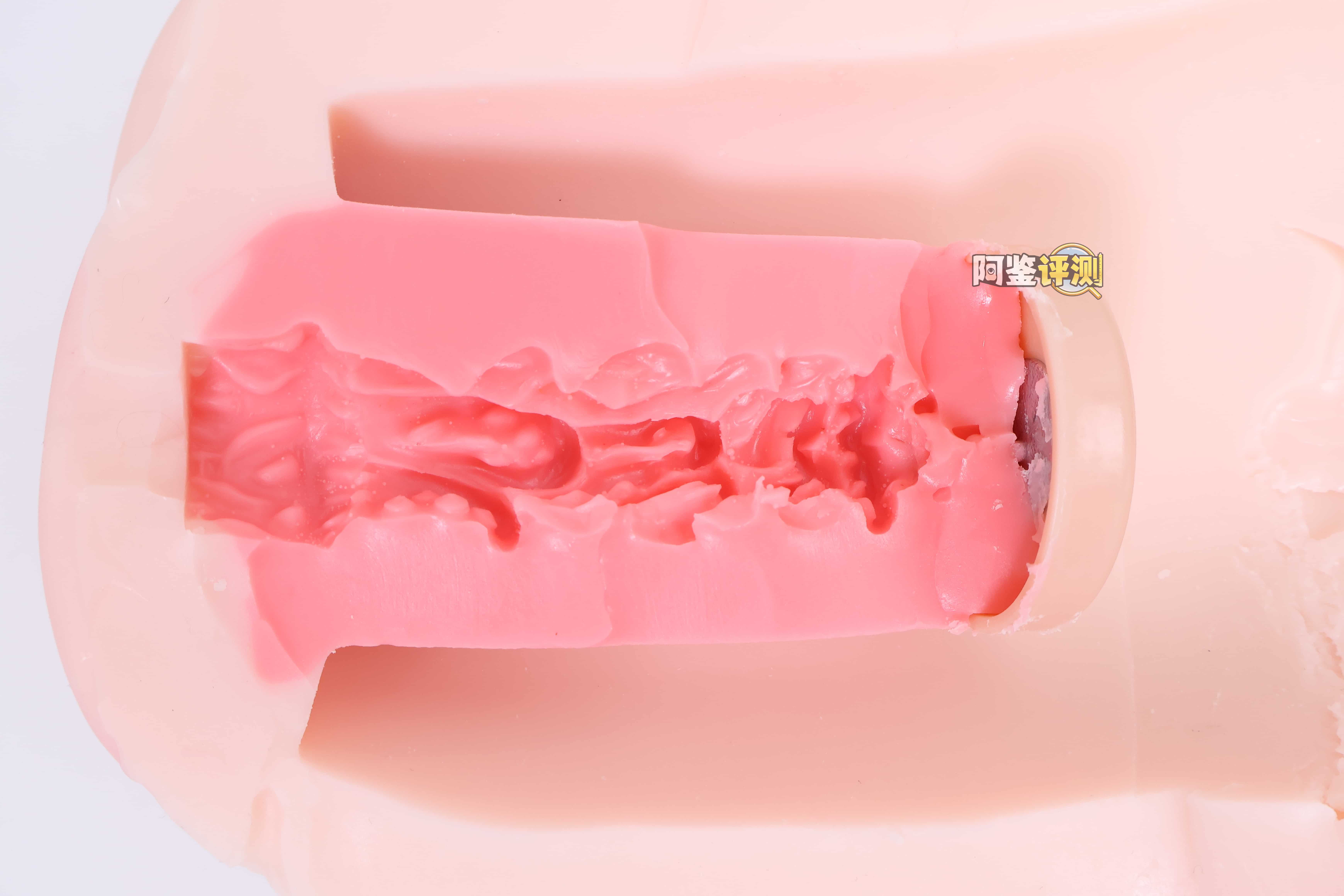 YUU——“内伸缩樱乃酱”评测！胖乎乎的传统派活塞型电动杯，能力综合但是缺乏亮点