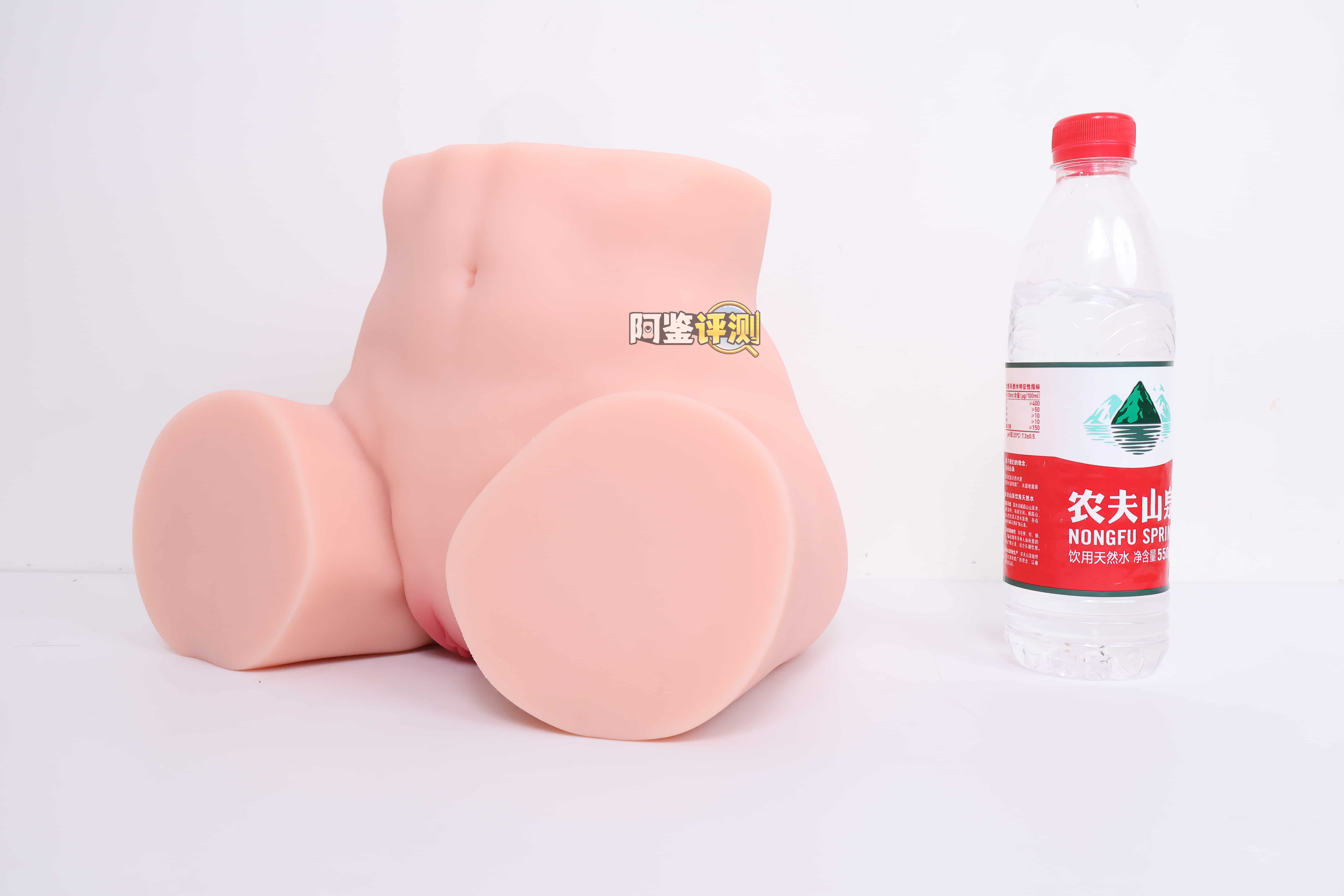 COC——”元气教练”评测！可可狼姬的肉色加大版，但脂软部分感觉做得稍微有些保守