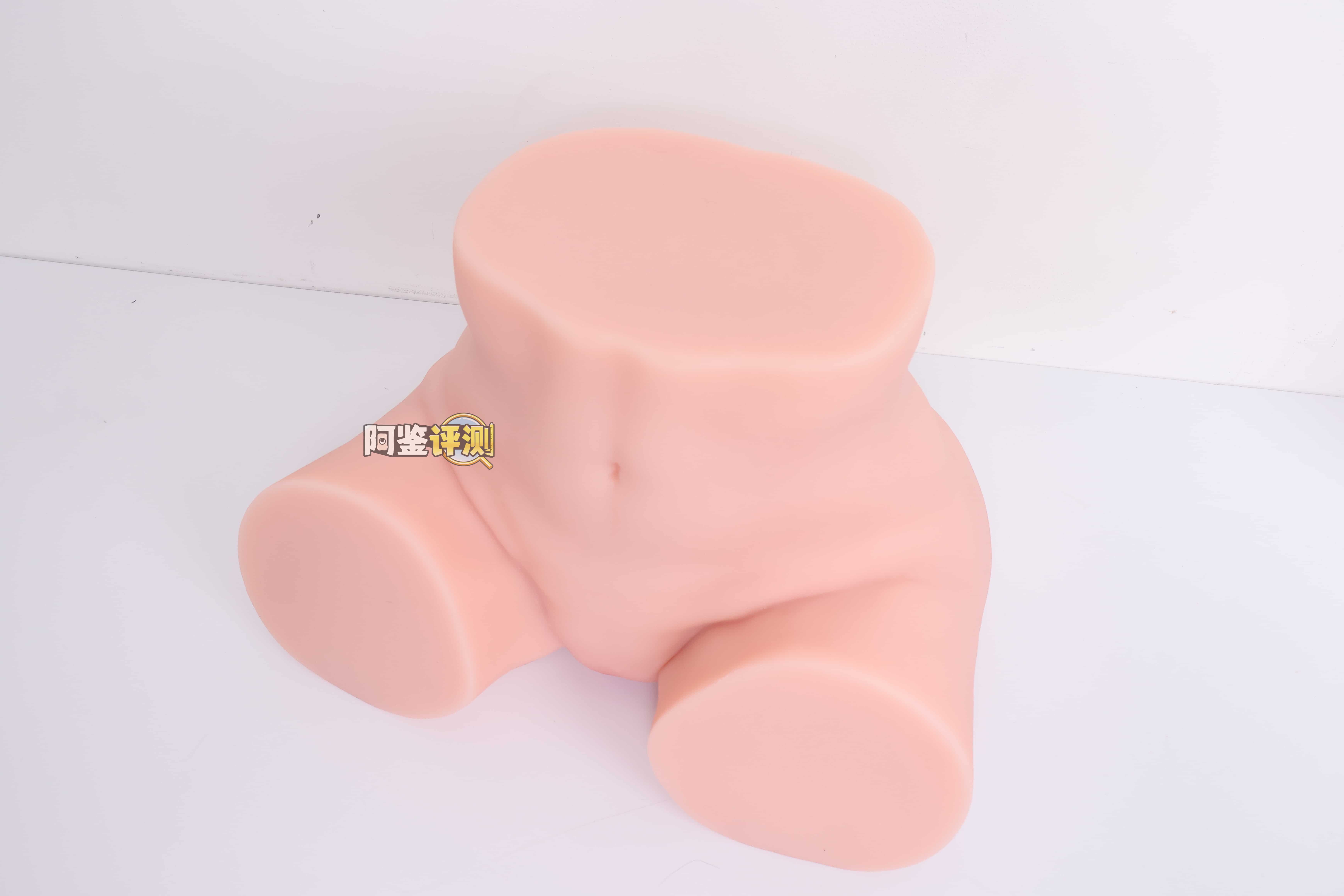 COC——”元气教练”评测！可可狼姬的肉色加大版，但脂软部分感觉做得稍微有些保守