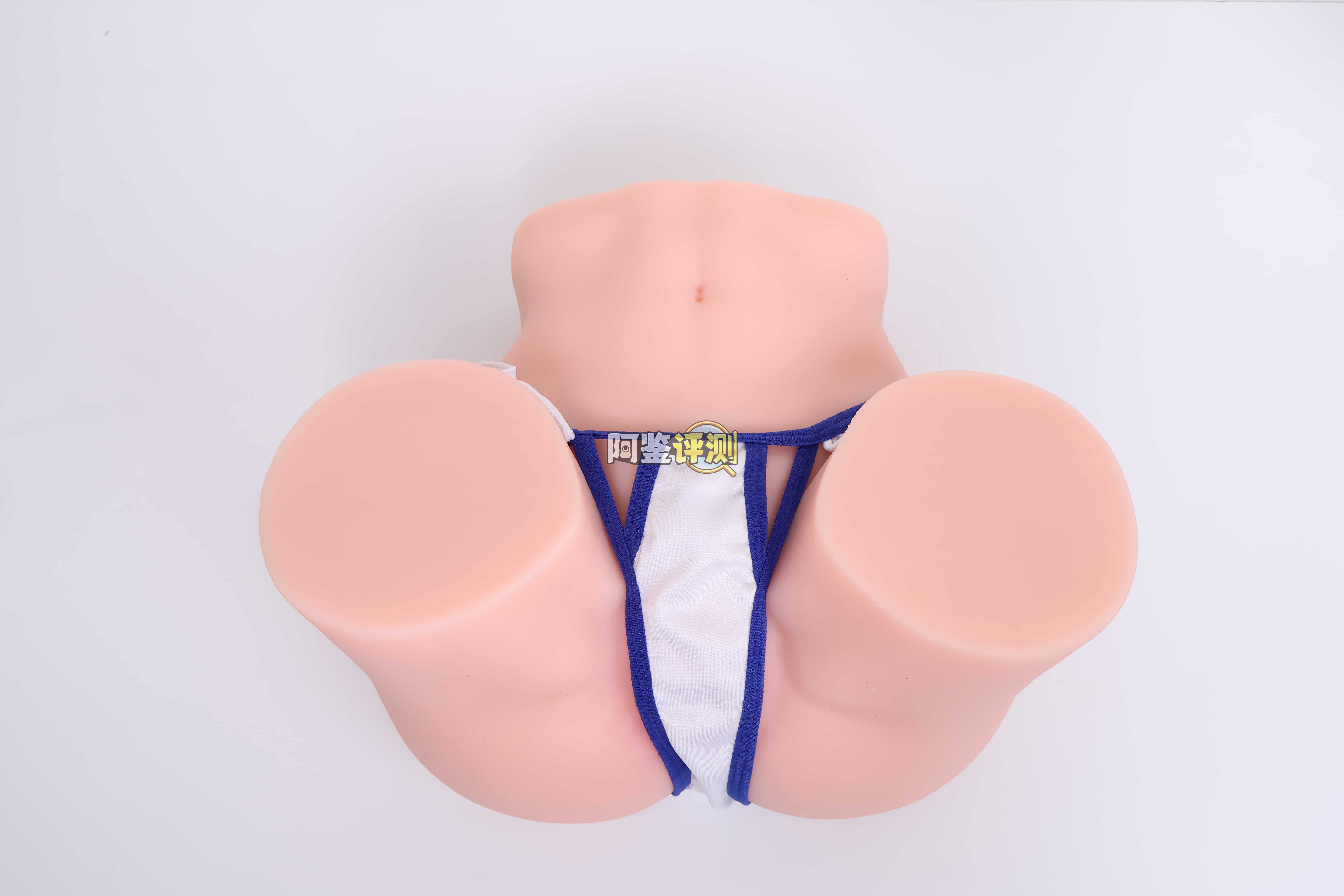 COC——”元气教练”评测！可可狼姬的肉色加大版，但脂软部分感觉做得稍微有些保守