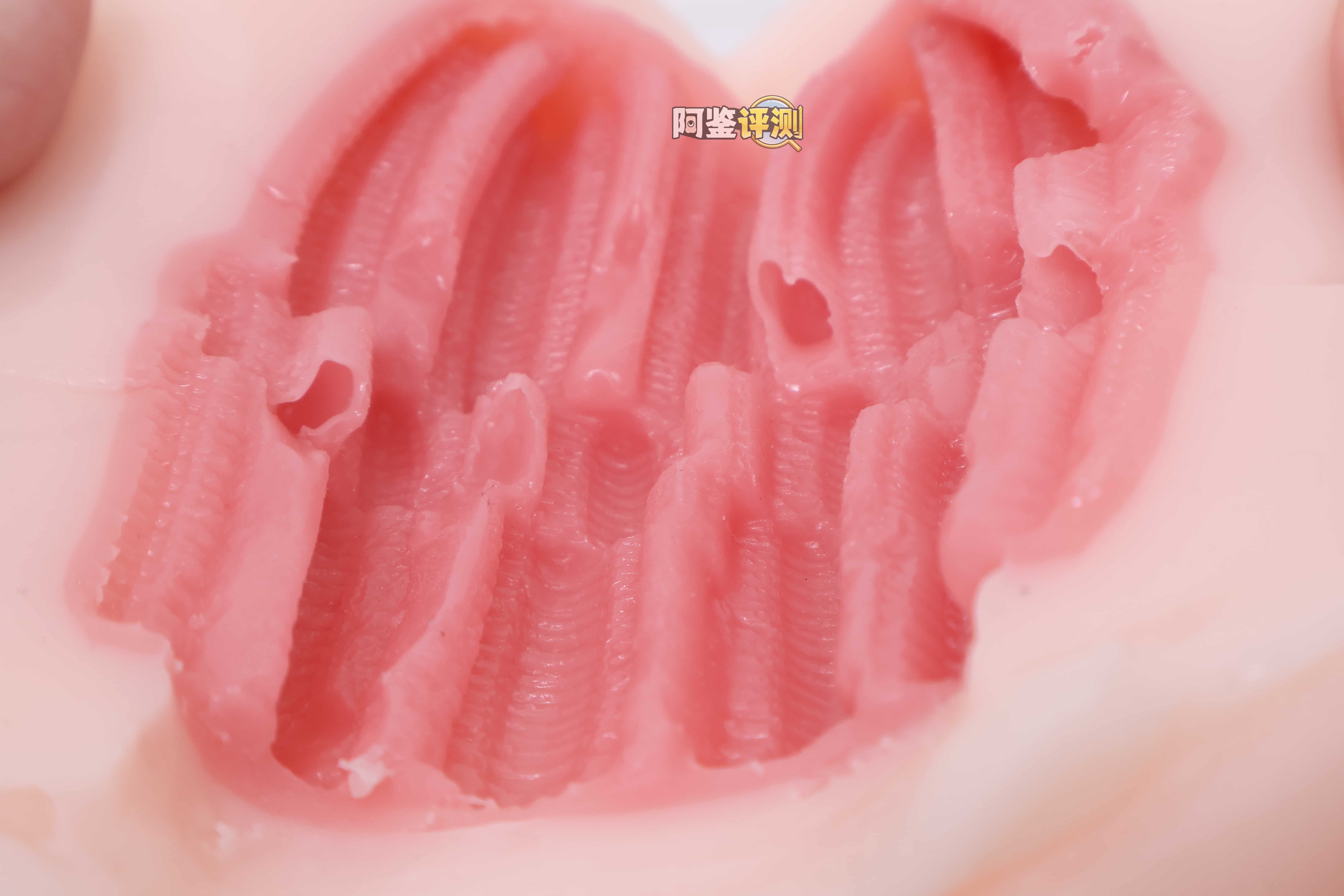 魔眼——”反转五重奏”评测!舒适丝滑的纵向立体感,但内部空间太大导致包裹并不好