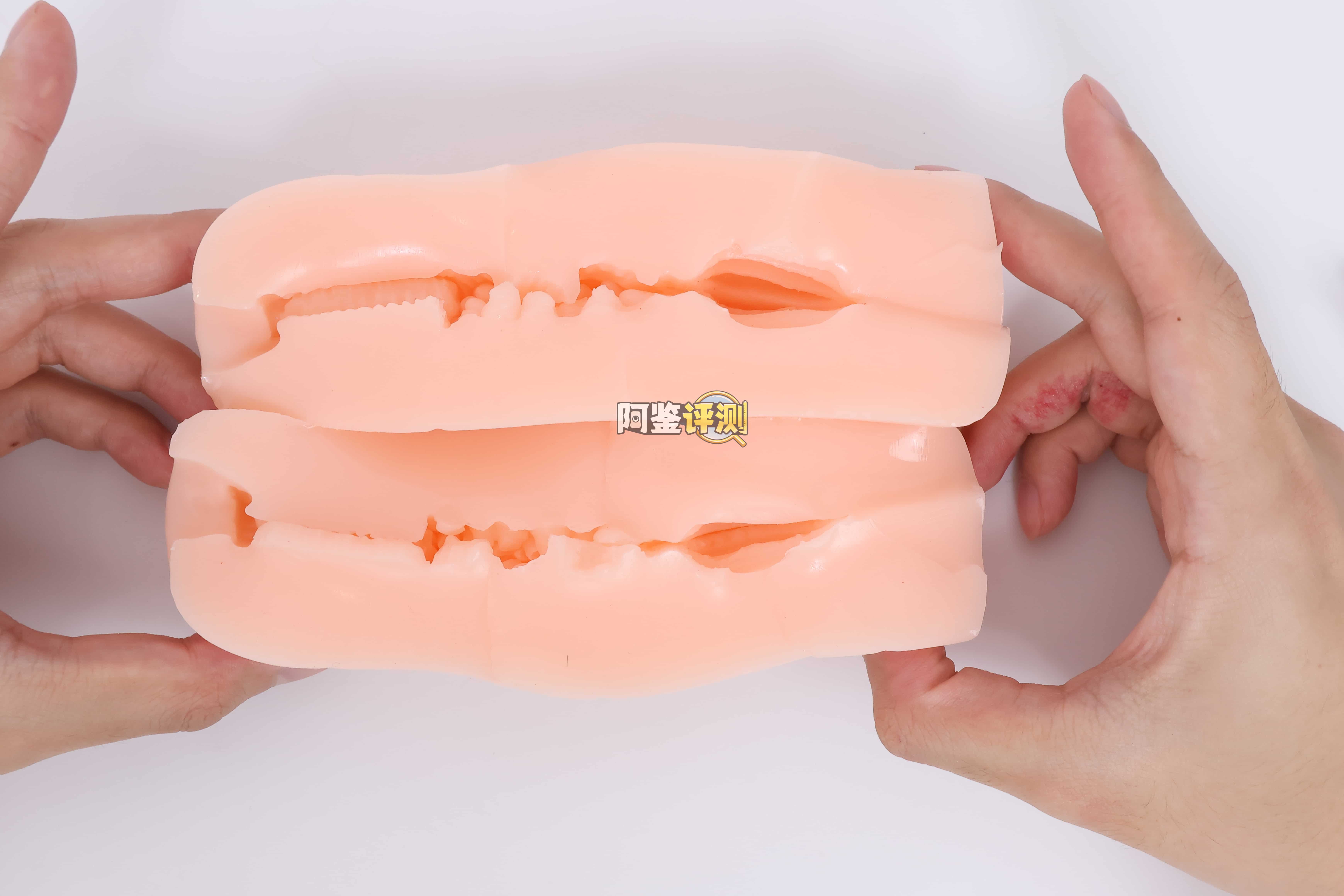 汤马托易士——”异世界精灵”评测！对子炼金术士的一比一模仿版，TPE的材质复刻排气感？根本不行...