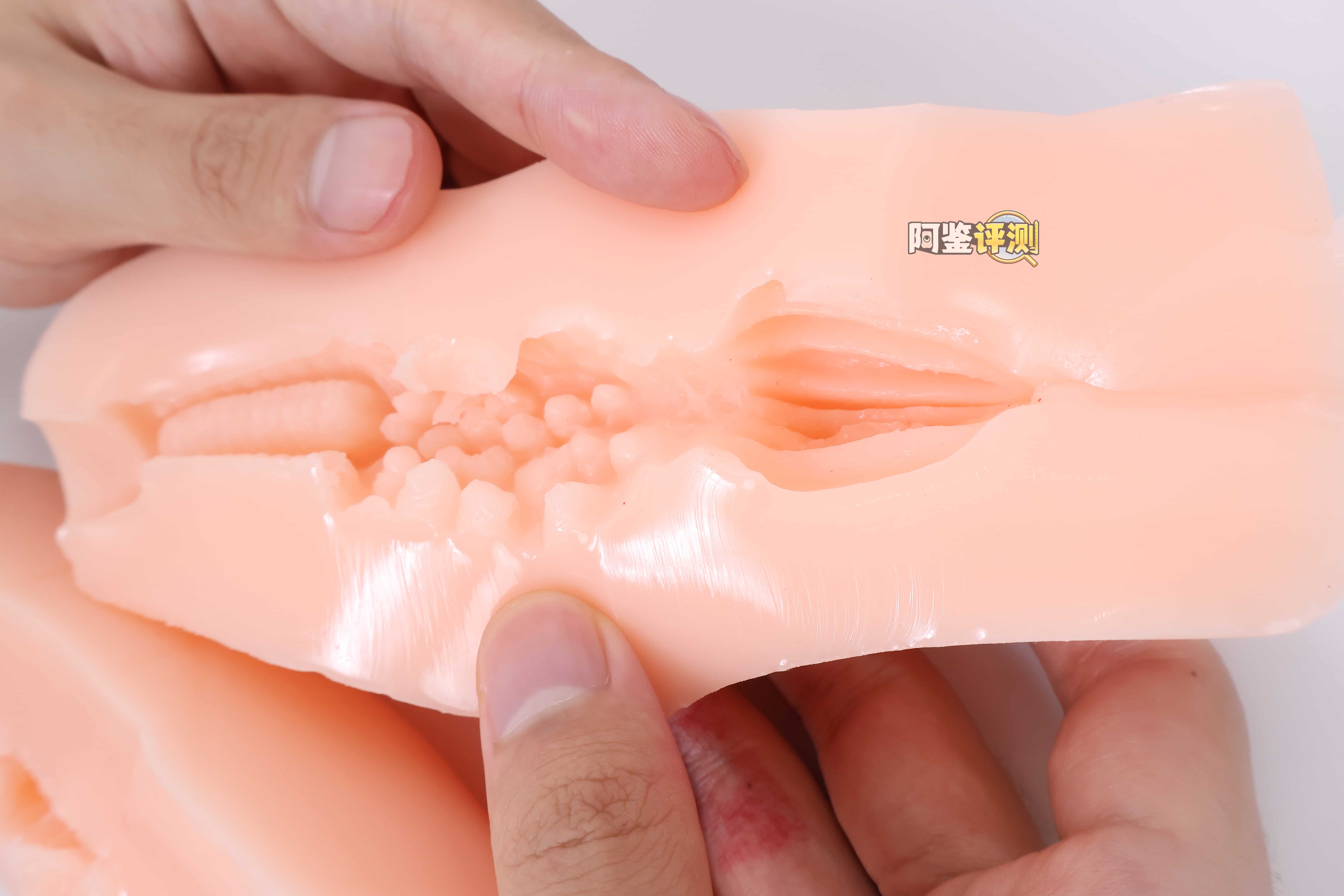 汤马托易士——”异世界精灵”评测！对子炼金术士的一比一模仿版，TPE的材质复刻排气感？根本不行...