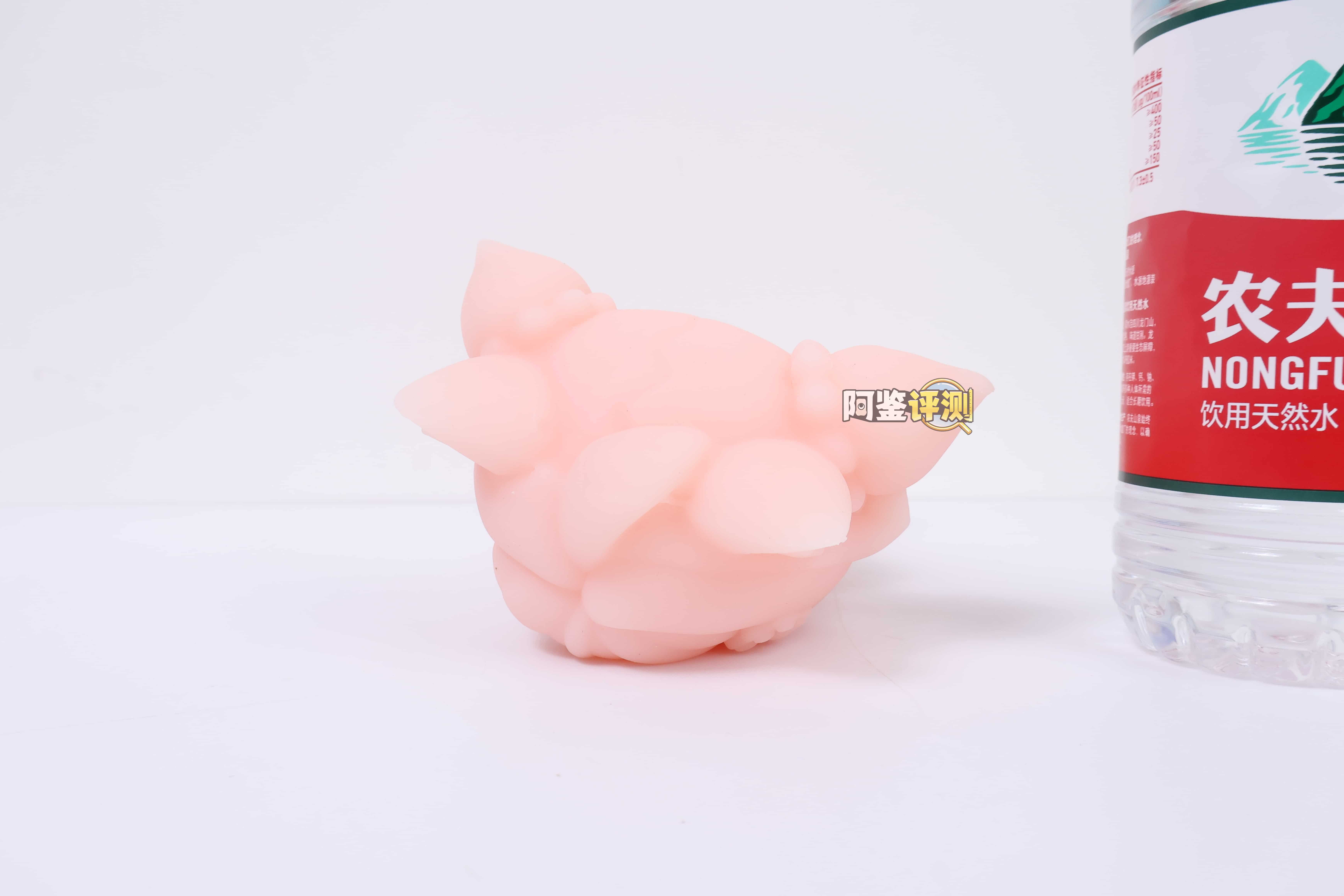 汤玛托易士——”猫乃井莉莉”评测！自家Vtuber联名的“人格排泄”主题杯，主题新奇但是设计敷衍