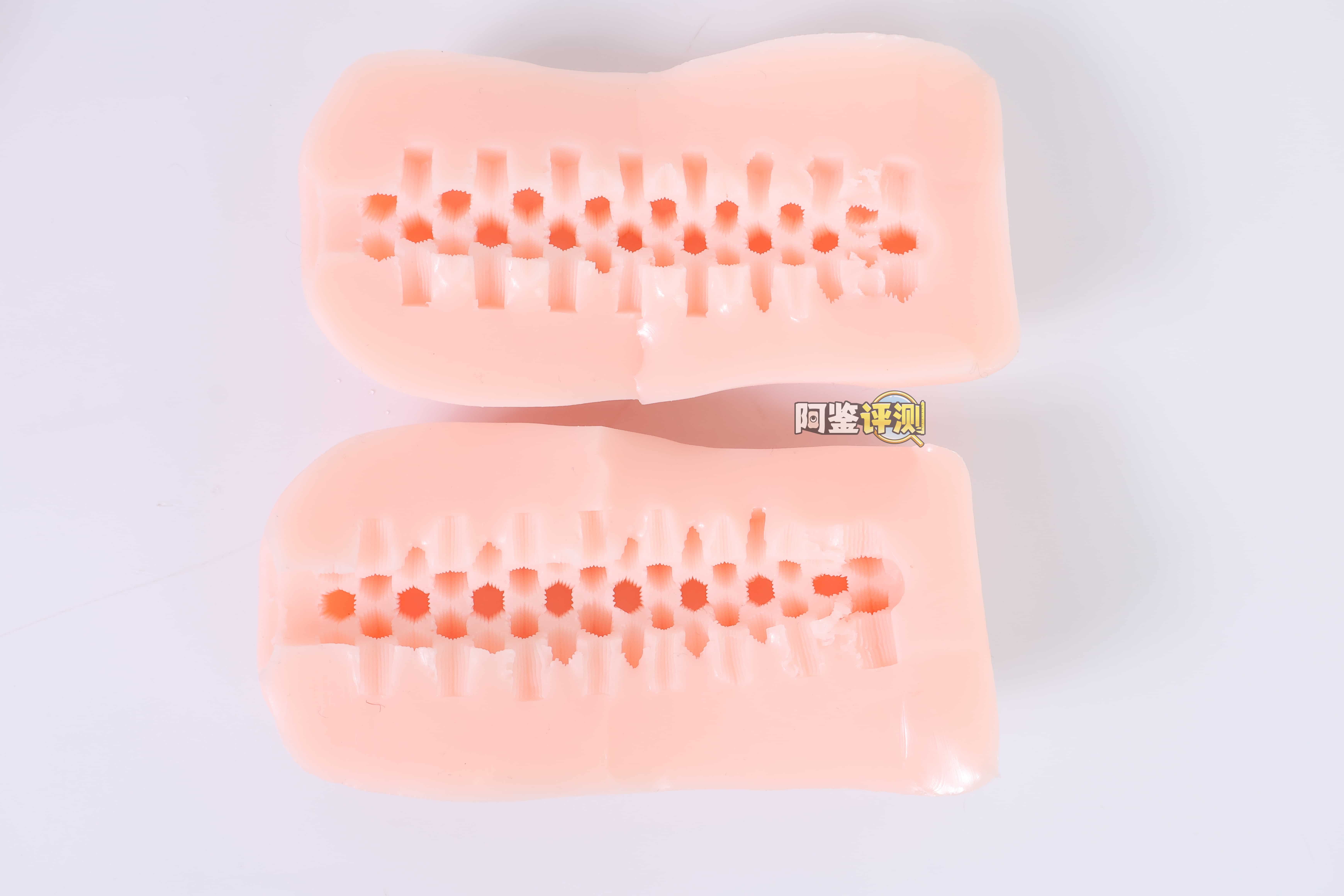 LIGRE——”六边之力”评测!楼梯一样的新颖刷子刺激感,但结构太过密集让牛牛很容易麻木...