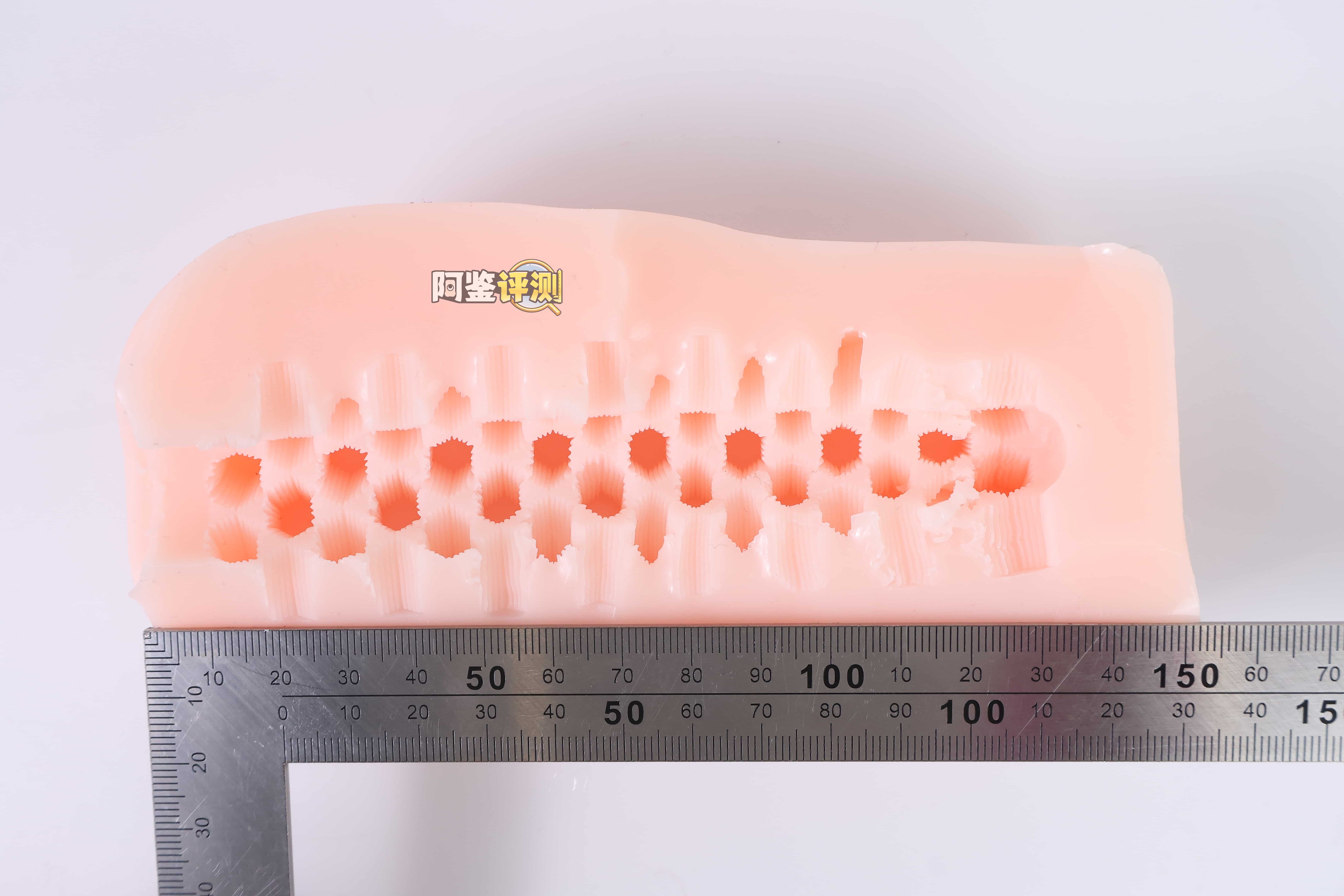 LIGRE——”六边之力”评测!楼梯一样的新颖刷子刺激感,但结构太过密集让牛牛很容易麻木...