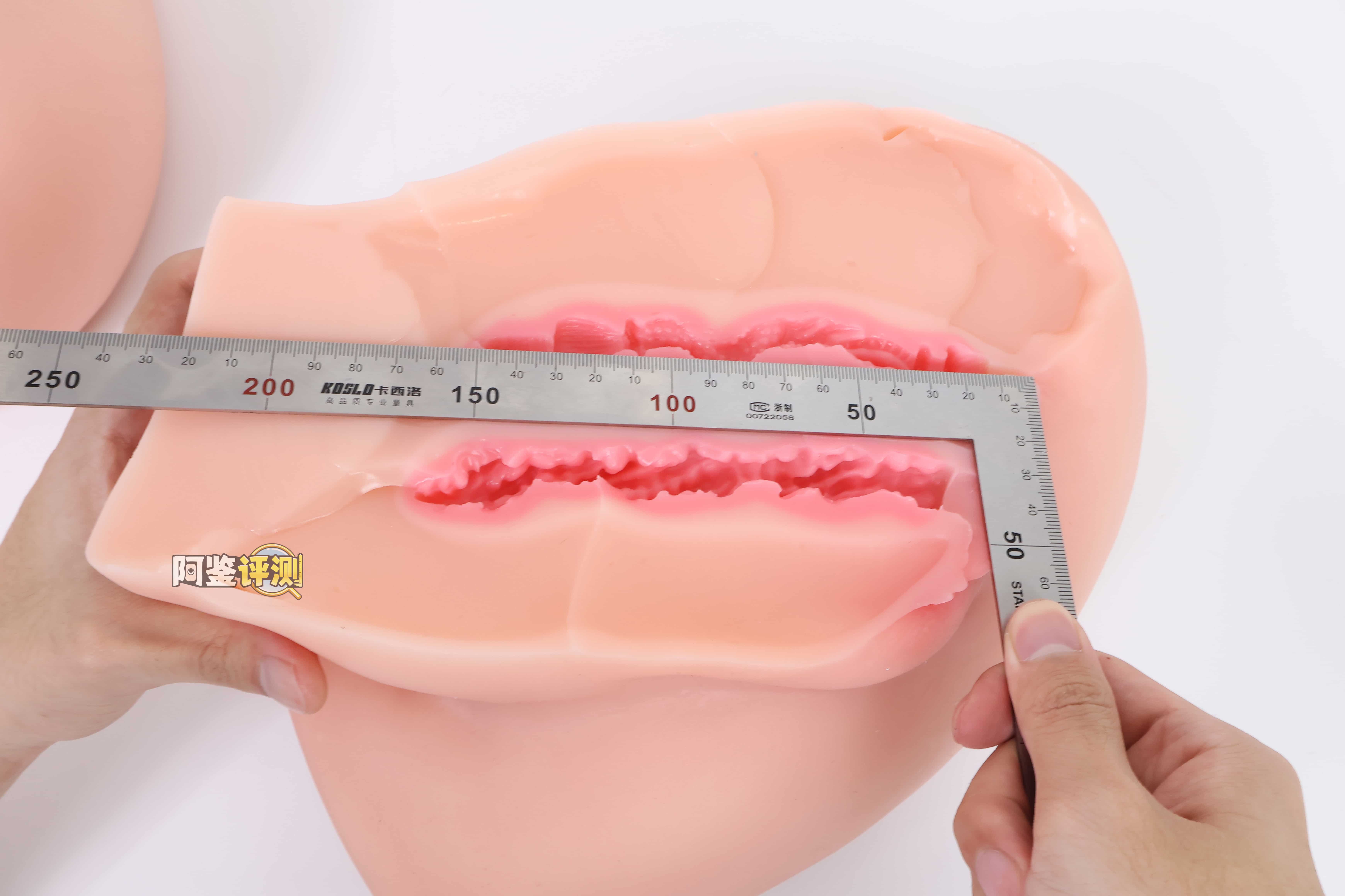 kaguyano——”游悠悠”评测!加大版的带腿脂软肥臀?理想很丰满,现实很骨感