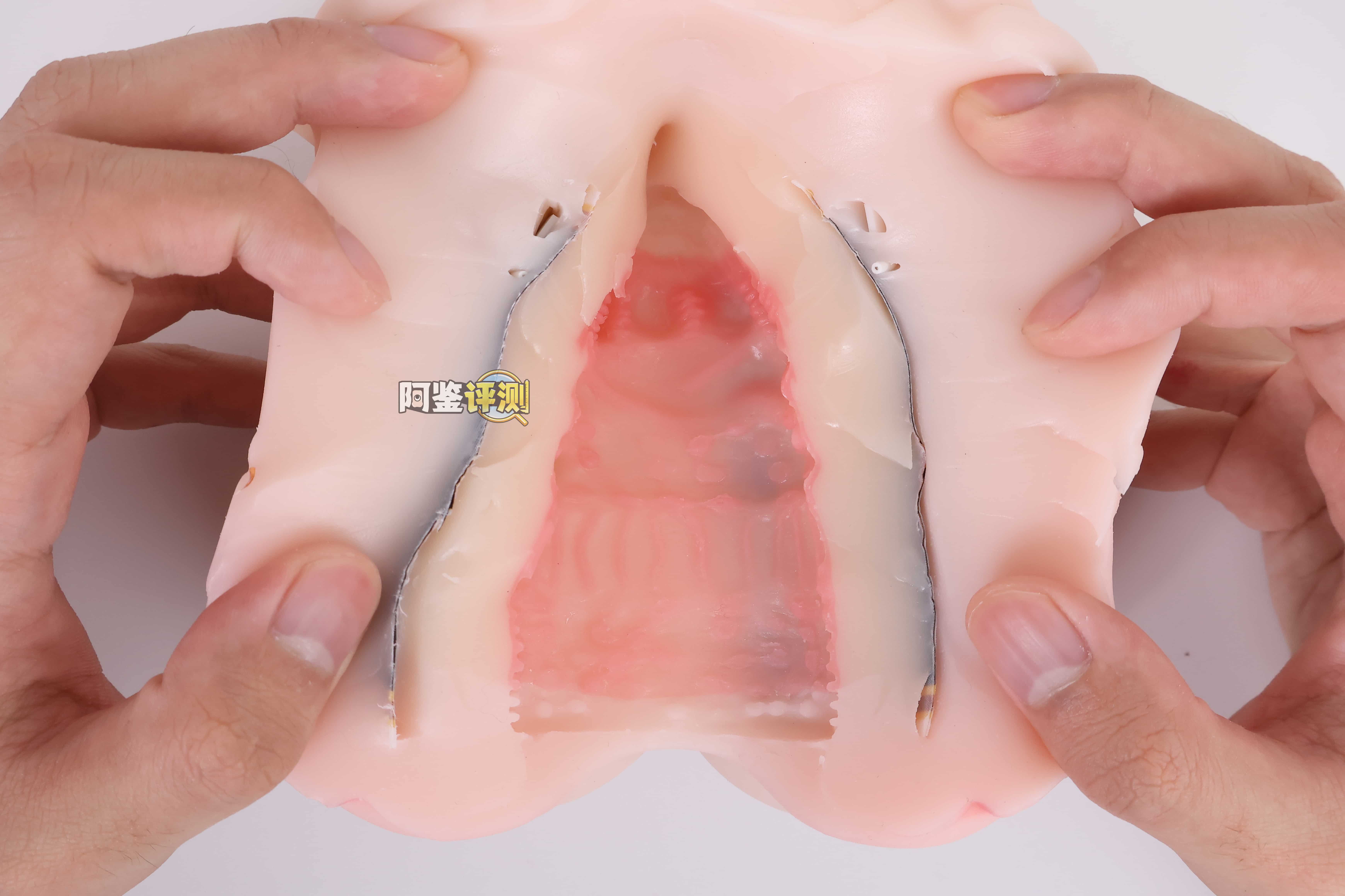 YUU——”热热子五代”评测！换汤不换药的公式产品，通道体验上感觉不到进步