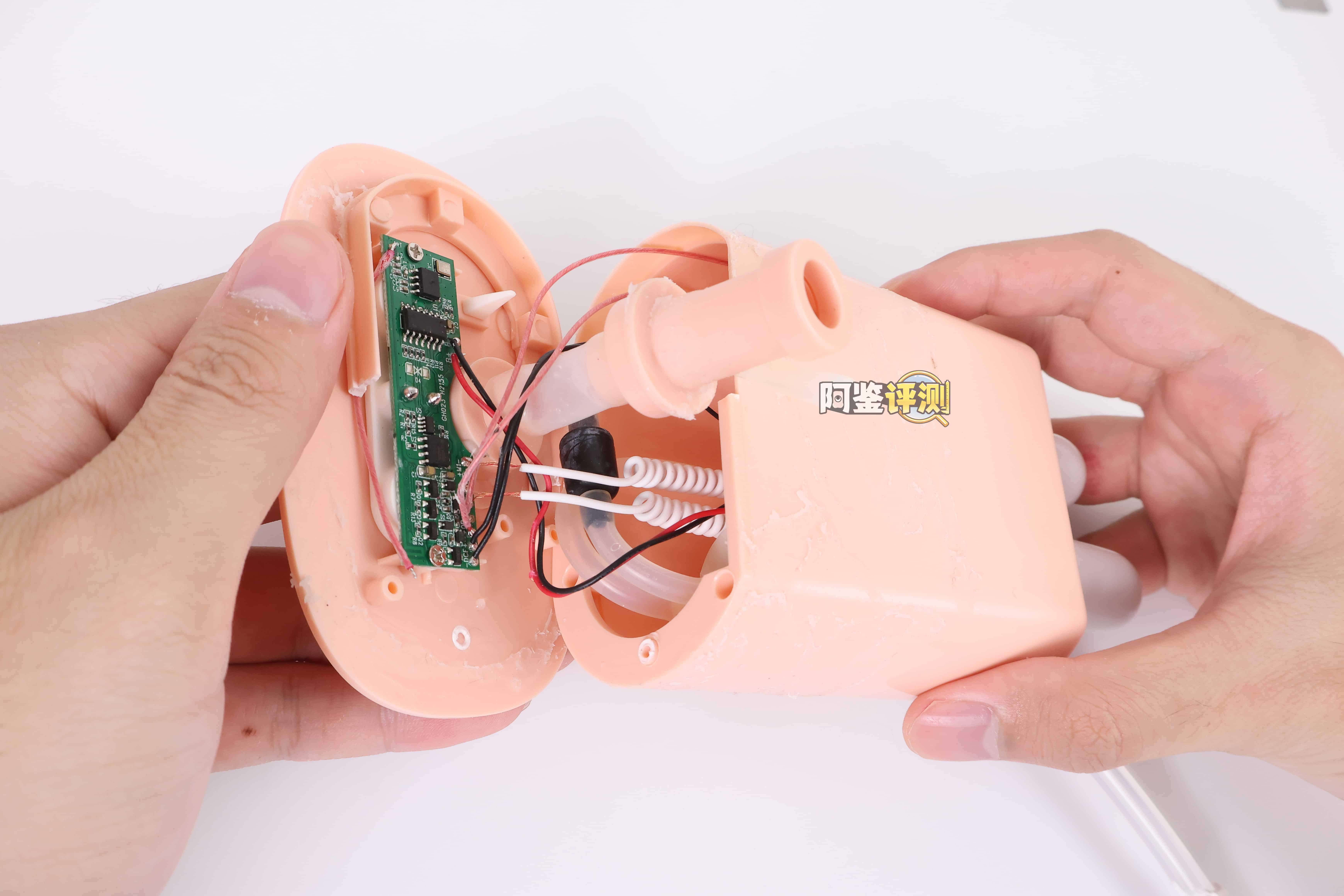 COC——”黑客甜心”评测!贯通同时还有”局部吮吸“?国产电动杯特有的奇怪优化方向