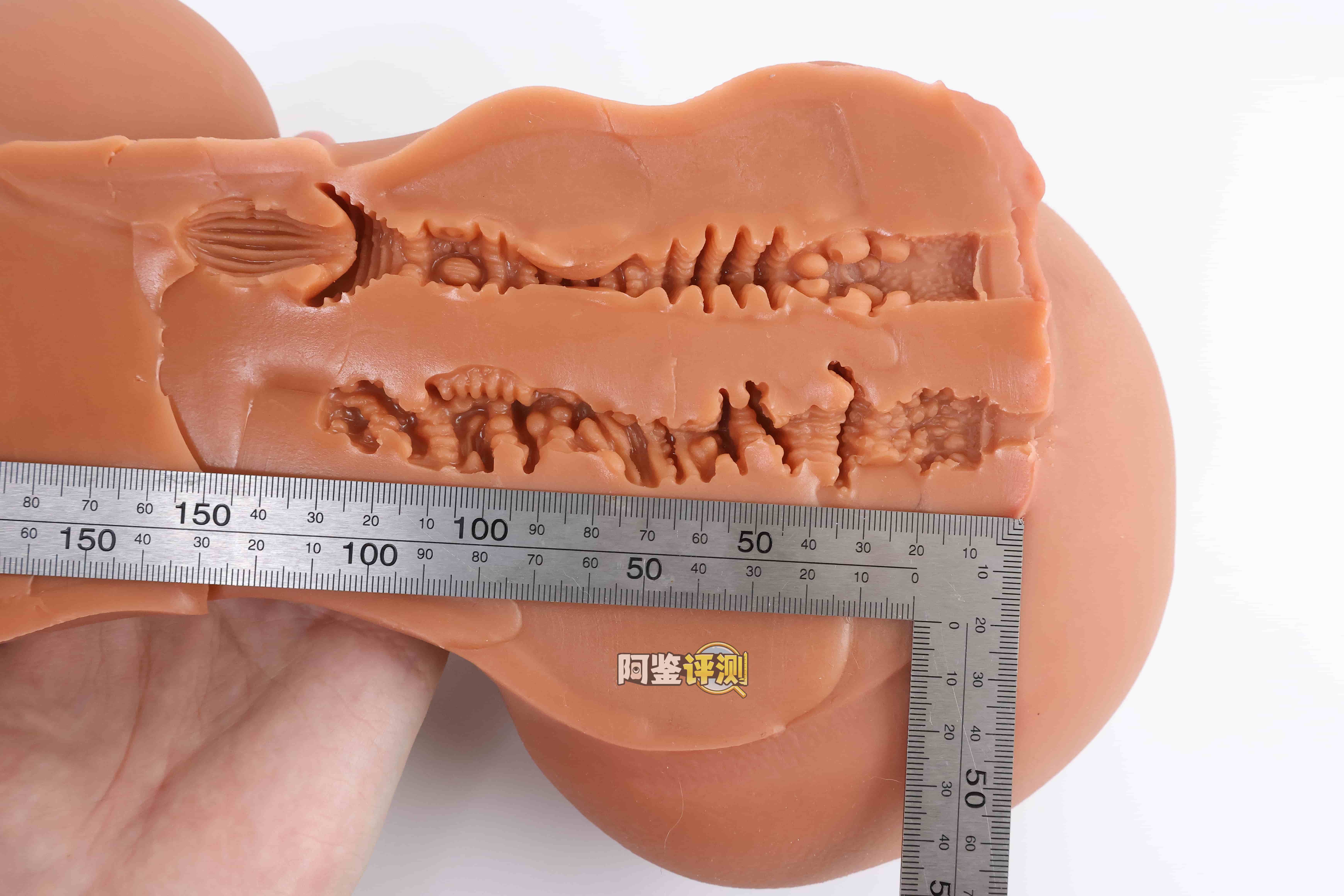 COC——“赤鸢”评测！ 创新工艺的全身软黑皮小身体倒模，设计概念不错但工艺上还有很多问题