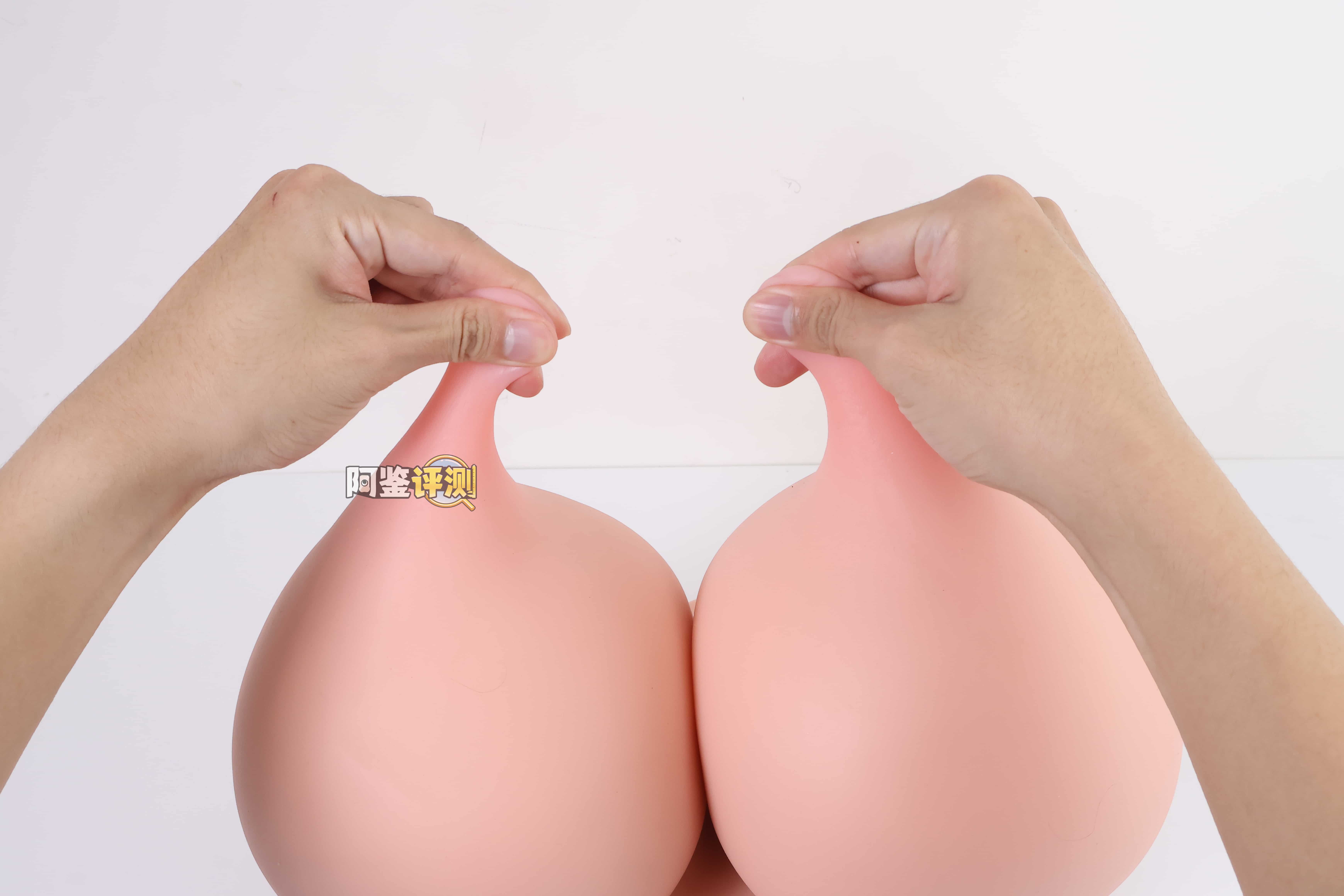 GOSE——”爆乳魔皇”评测！带身体厚度的超大重量胸模，设计上没有缺陷但实用的角度并不算很多