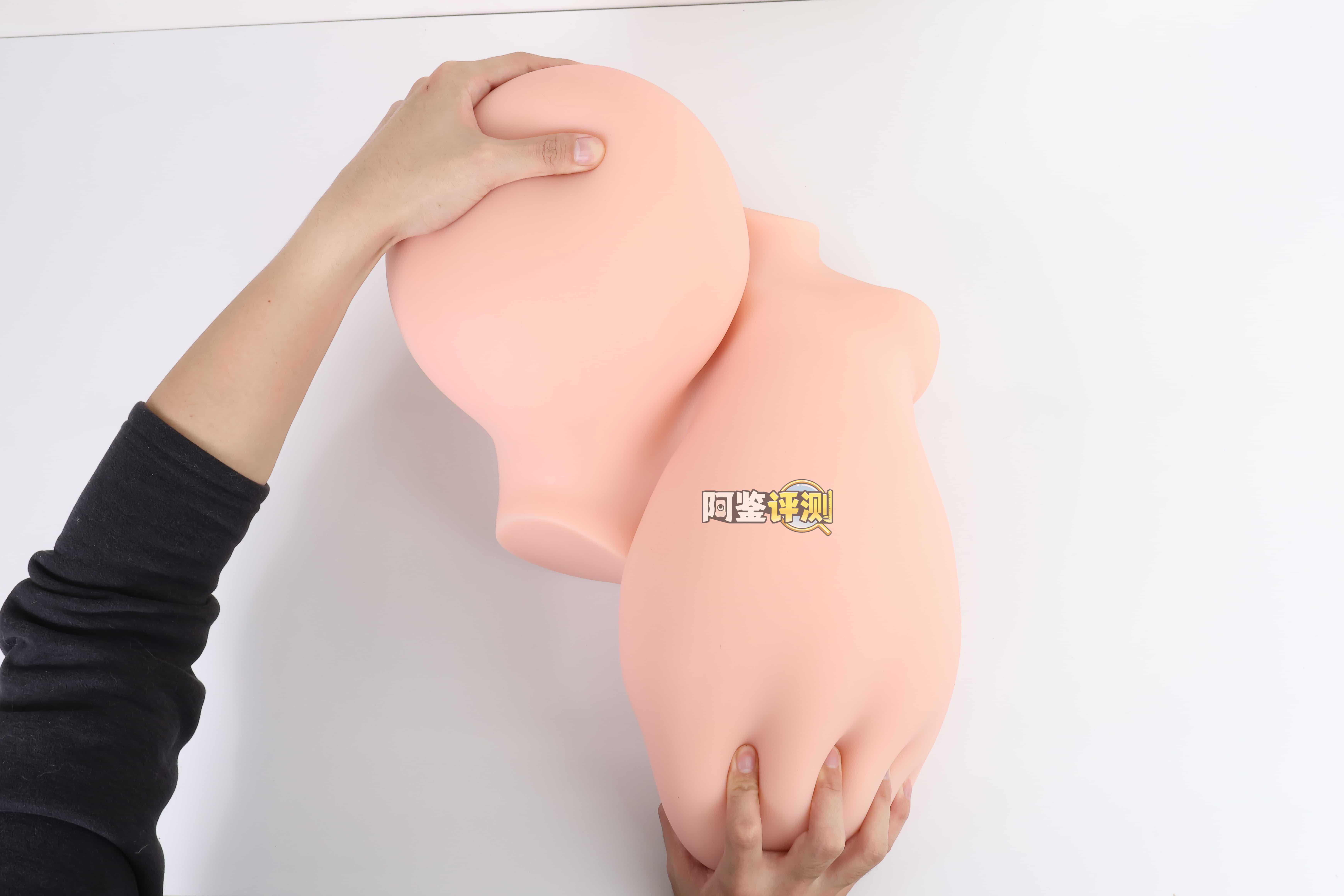 GOSE——”爆乳魔皇”评测！带身体厚度的超大重量胸模，设计上没有缺陷但实用的角度并不算很多