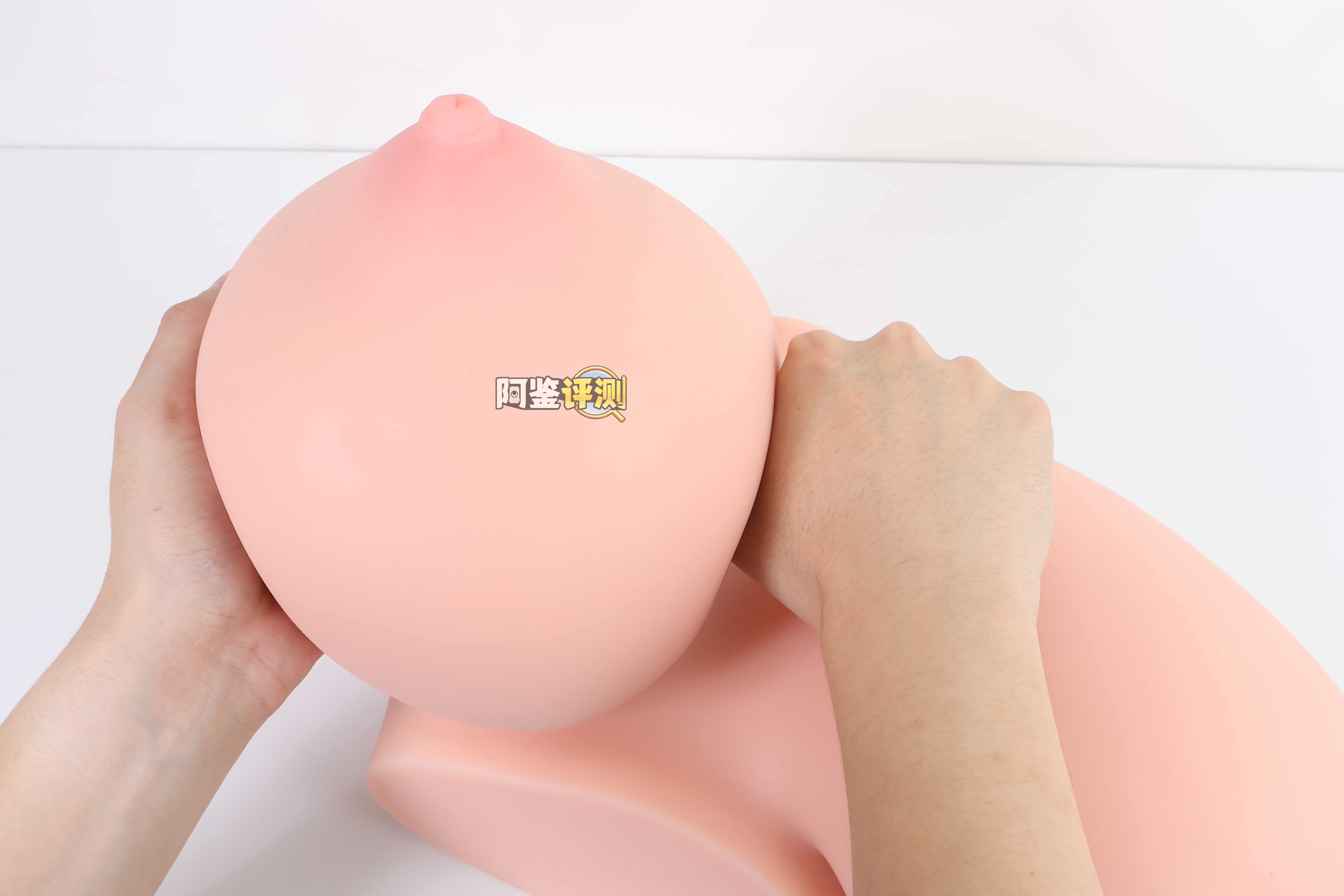 GOSE——”爆乳魔皇”评测！带身体厚度的超大重量胸模，设计上没有缺陷但实用的角度并不算很多