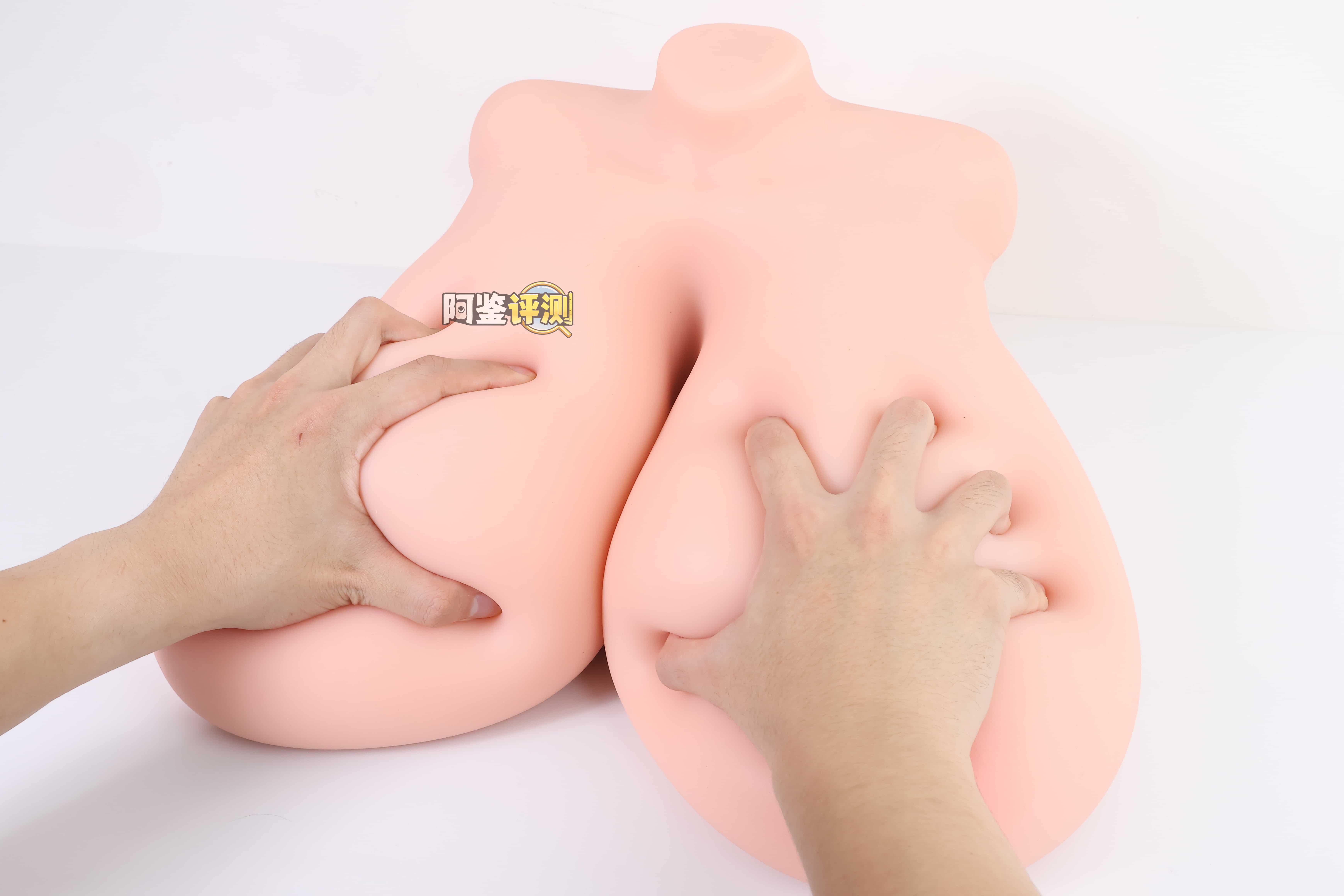 GOSE——”爆乳魔皇”评测！带身体厚度的超大重量胸模，设计上没有缺陷但实用的角度并不算很多