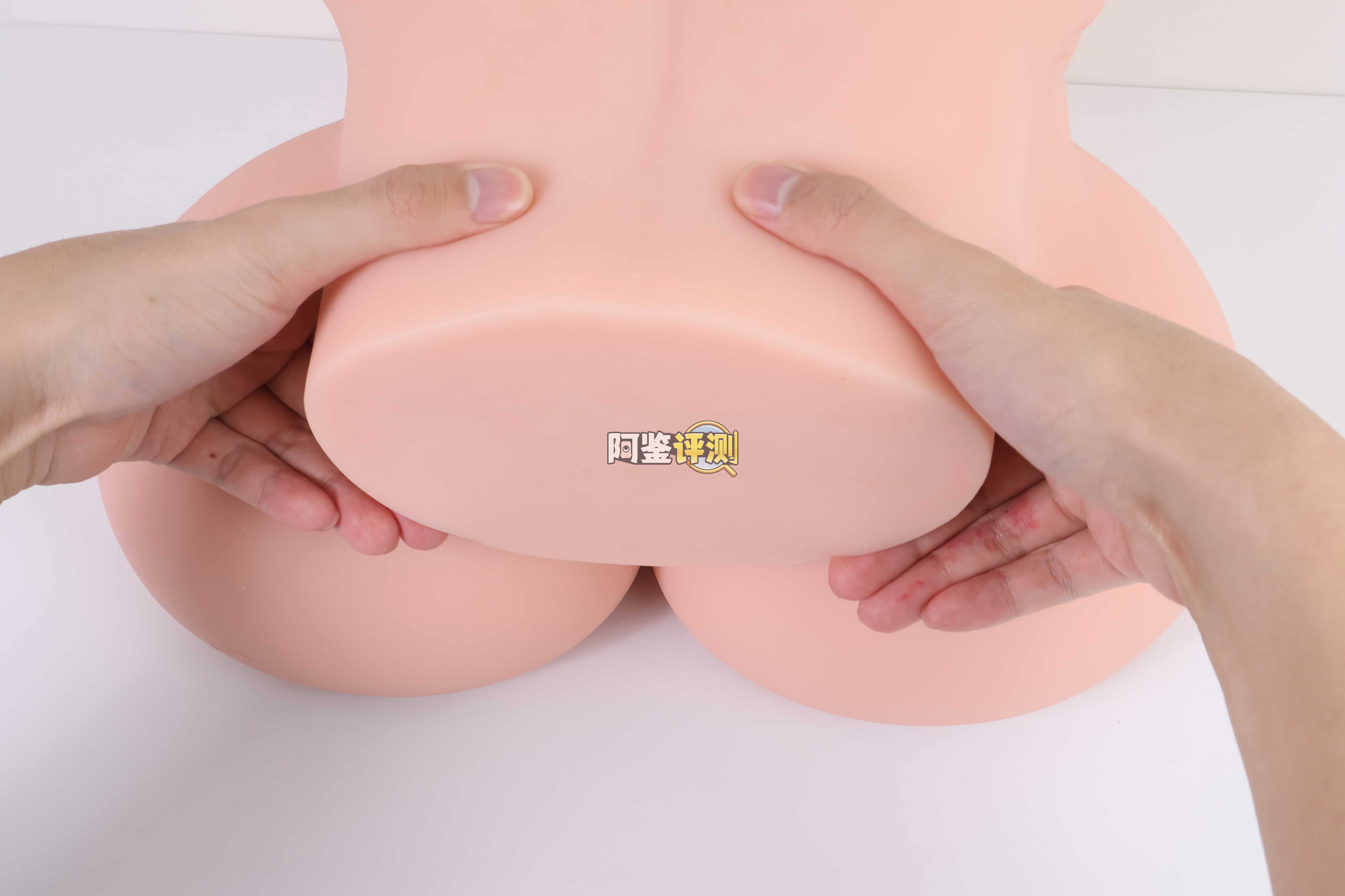 GOSE——”爆乳魔皇”评测！带身体厚度的超大重量胸模，设计上没有缺陷但实用的角度并不算很多