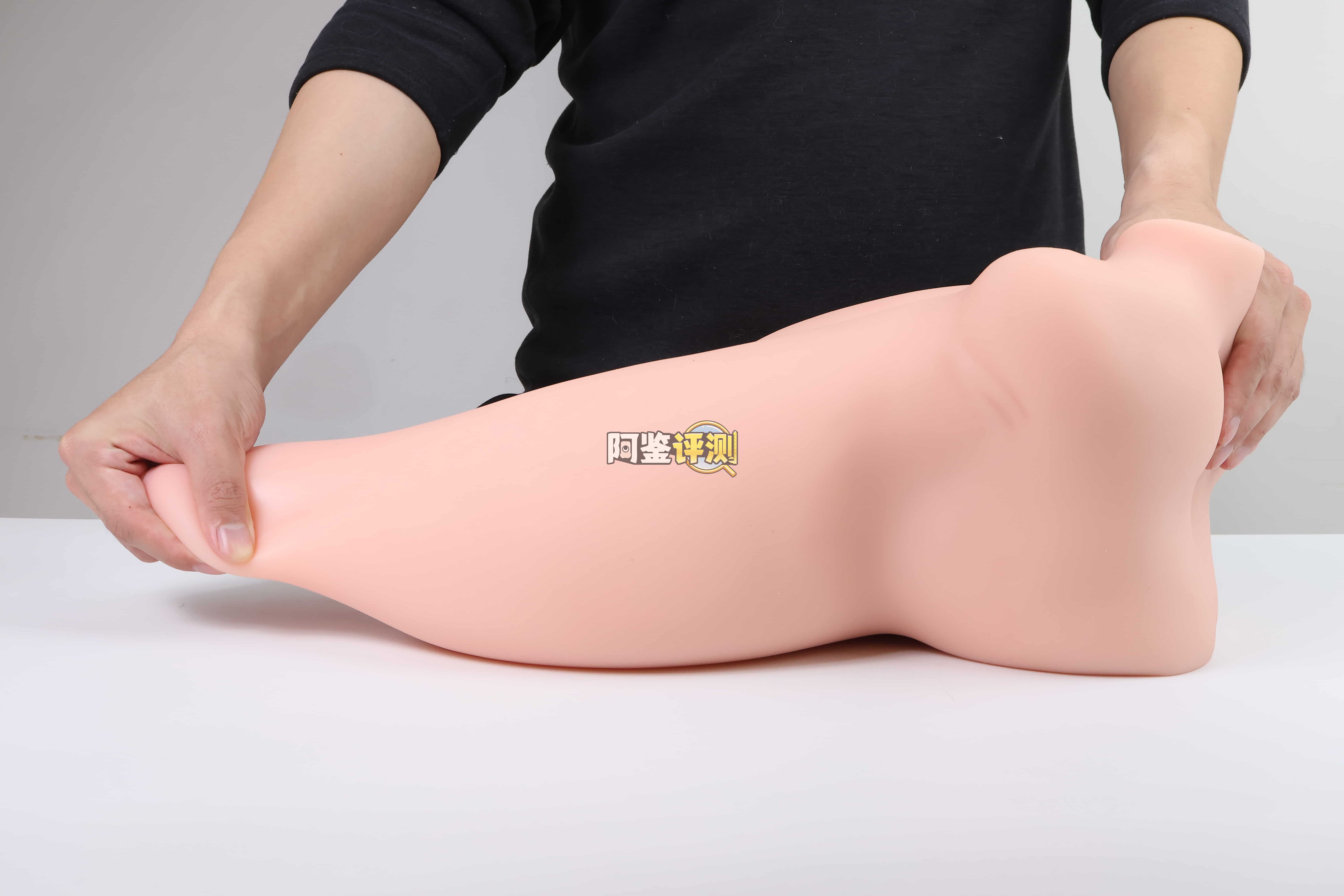 GOSE——”爆乳魔皇”评测！带身体厚度的超大重量胸模，设计上没有缺陷但实用的角度并不算很多