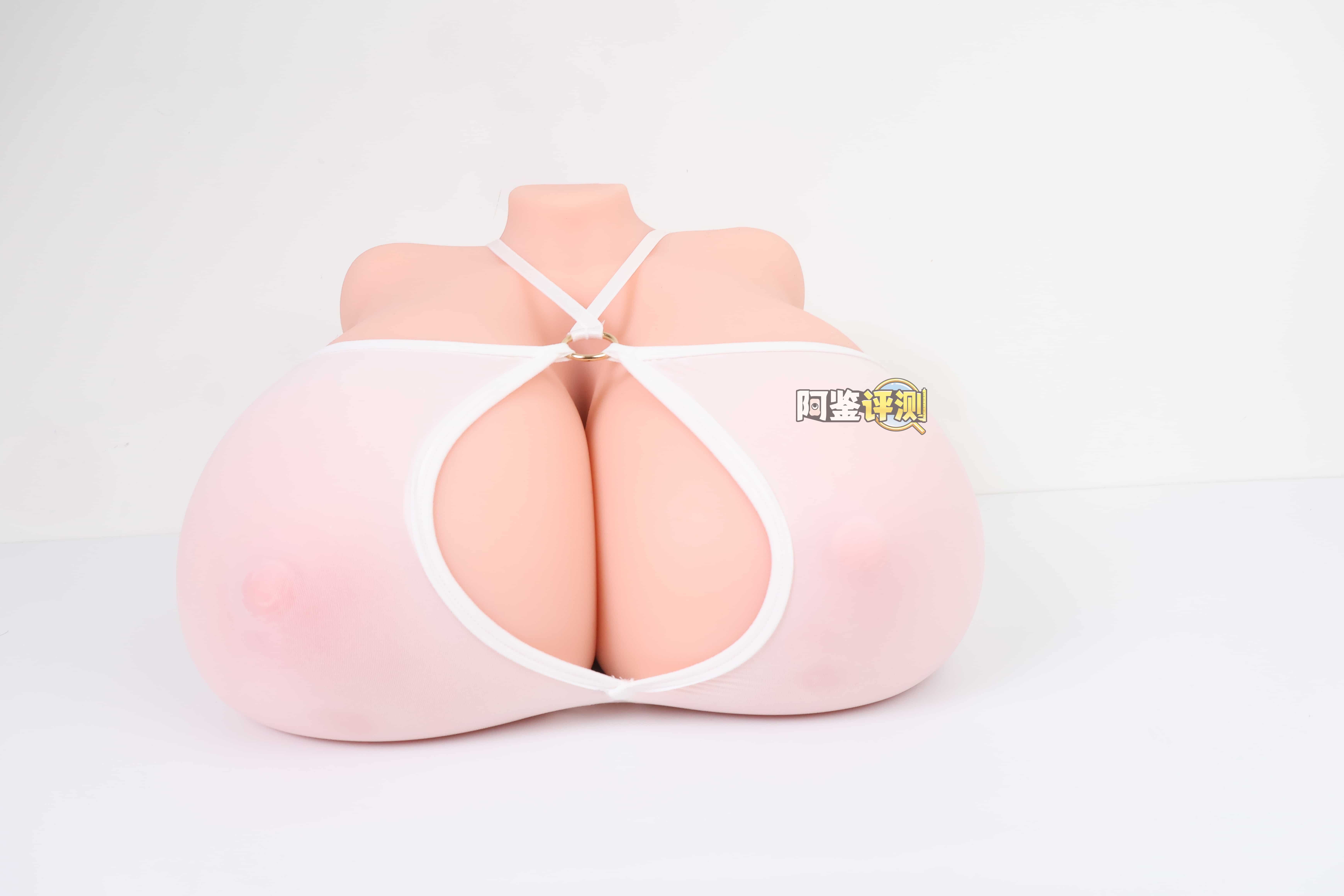 GOSE——”爆乳魔皇”评测！带身体厚度的超大重量胸模，设计上没有缺陷但实用的角度并不算很多