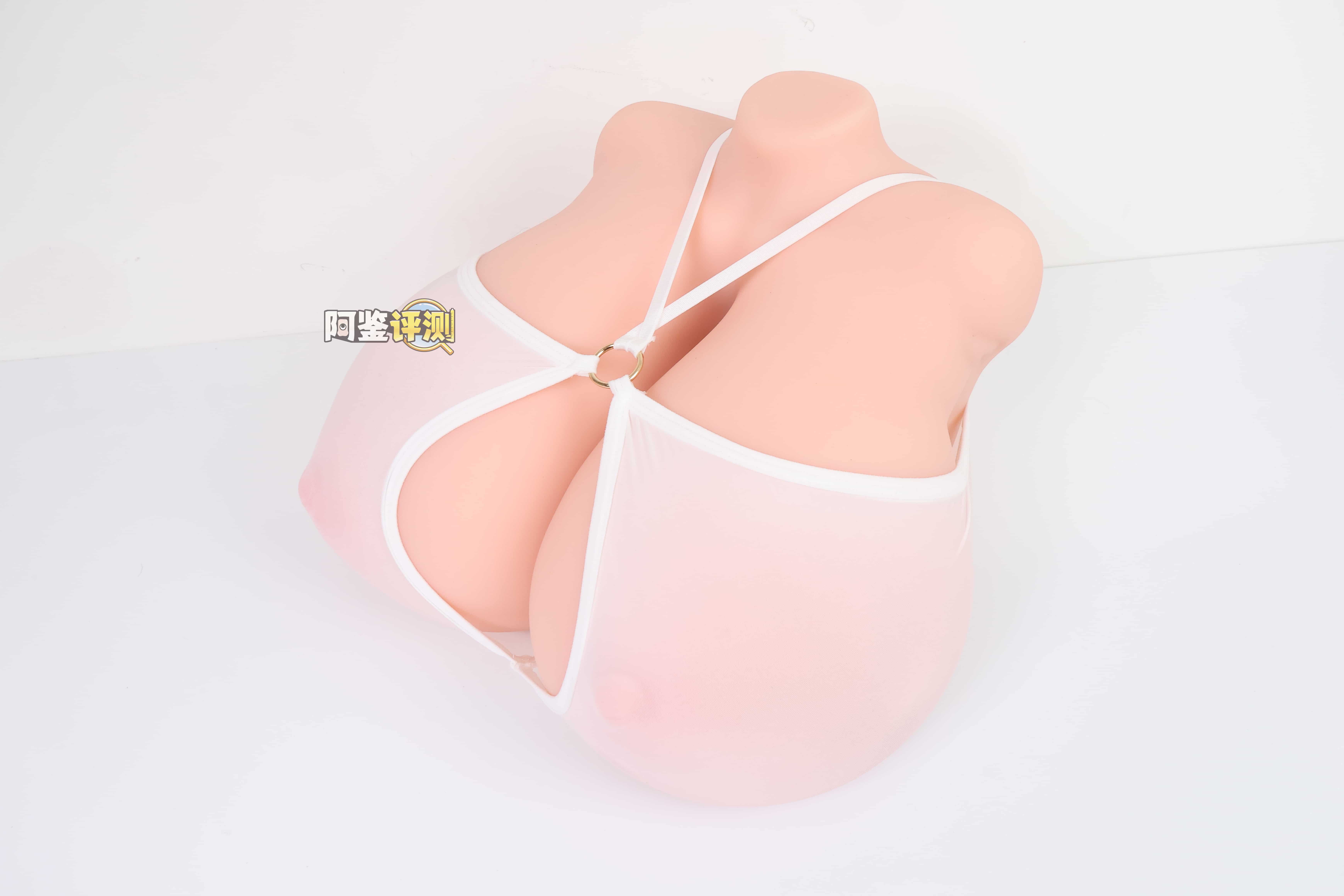 GOSE——”爆乳魔皇”评测！带身体厚度的超大重量胸模，设计上没有缺陷但实用的角度并不算很多