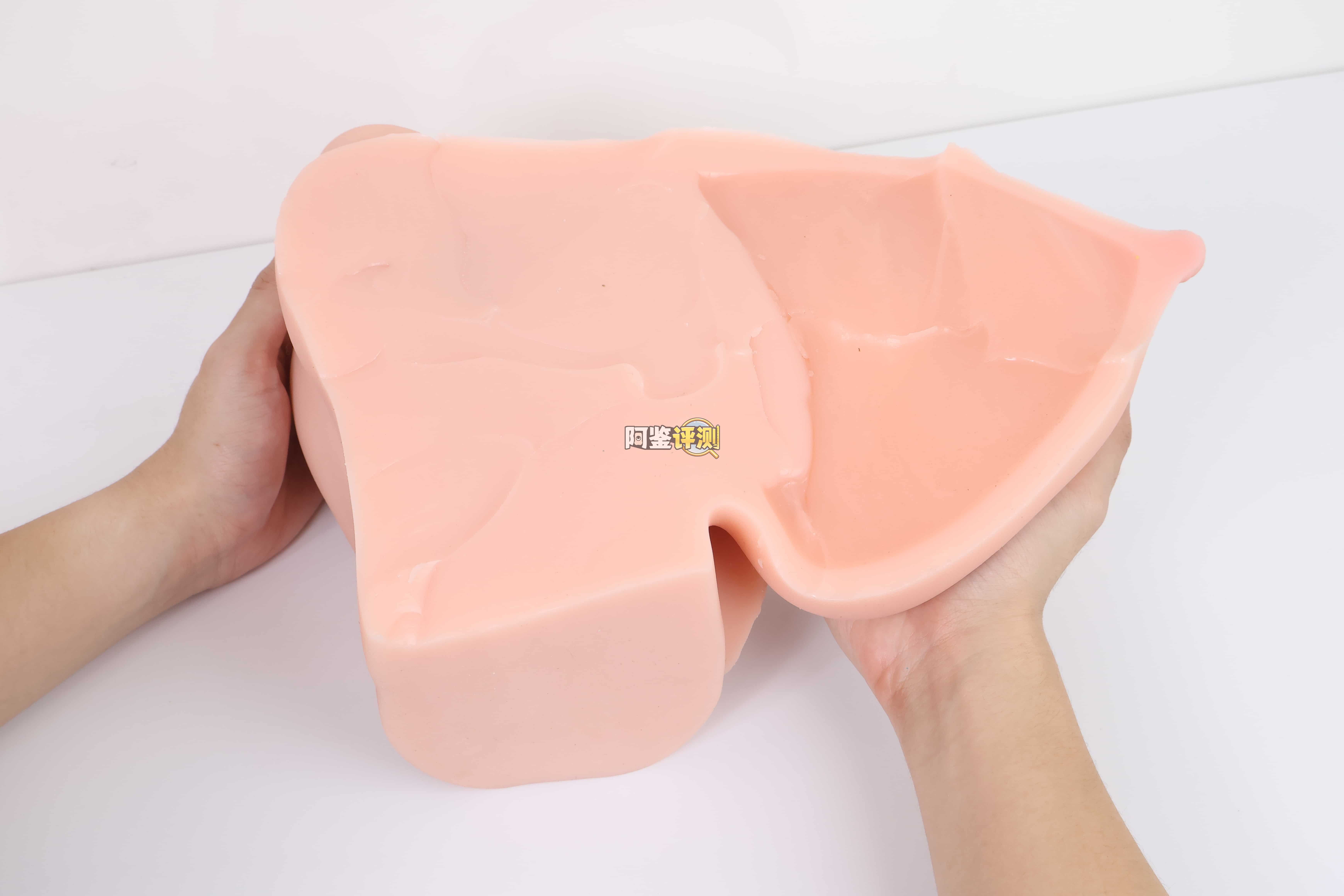 GOSE——”爆乳魔皇”评测！带身体厚度的超大重量胸模，设计上没有缺陷但实用的角度并不算很多