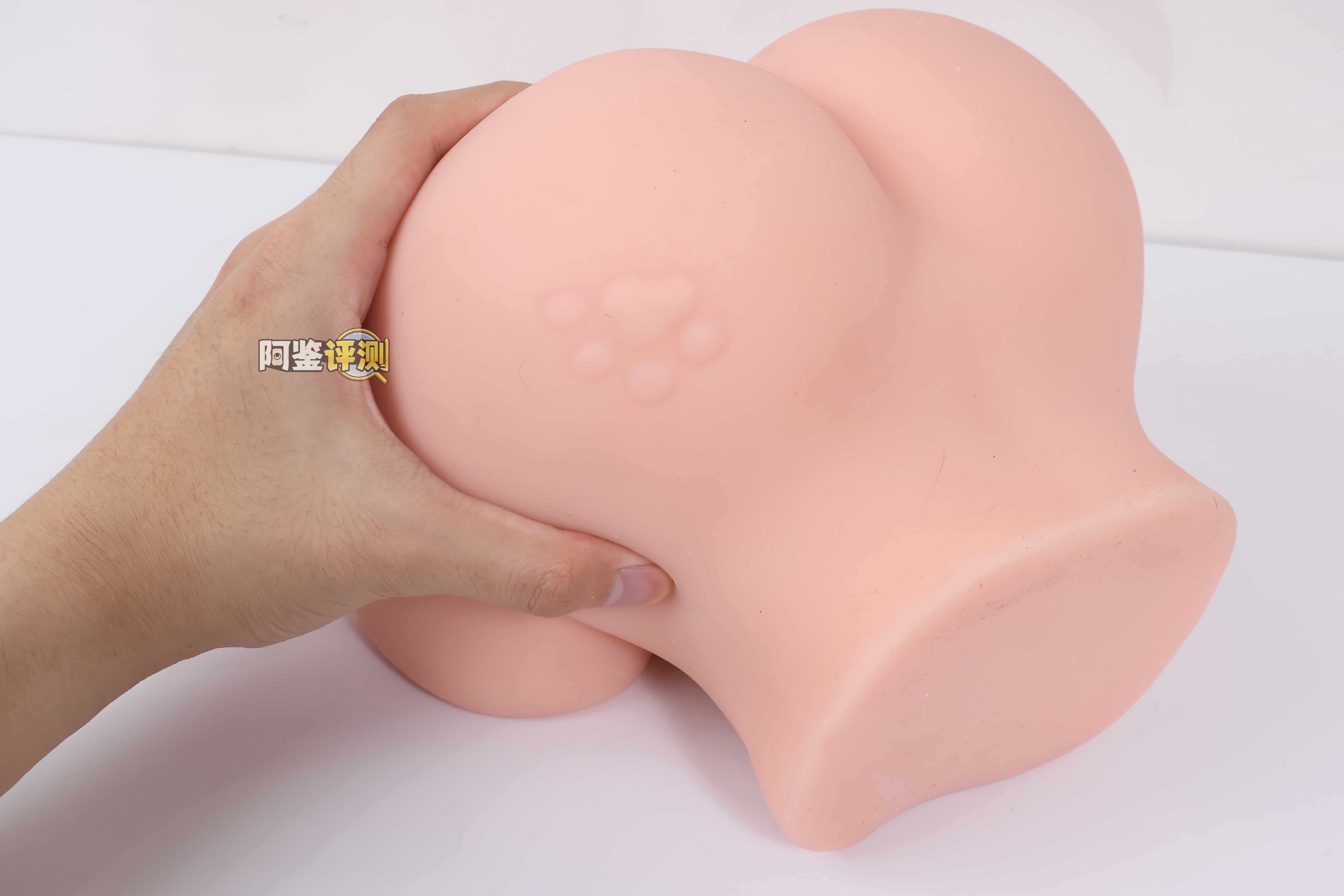 COC——“猫娘美优酱”评测!外观确实很可爱,但体验的其他方面几乎全是错的