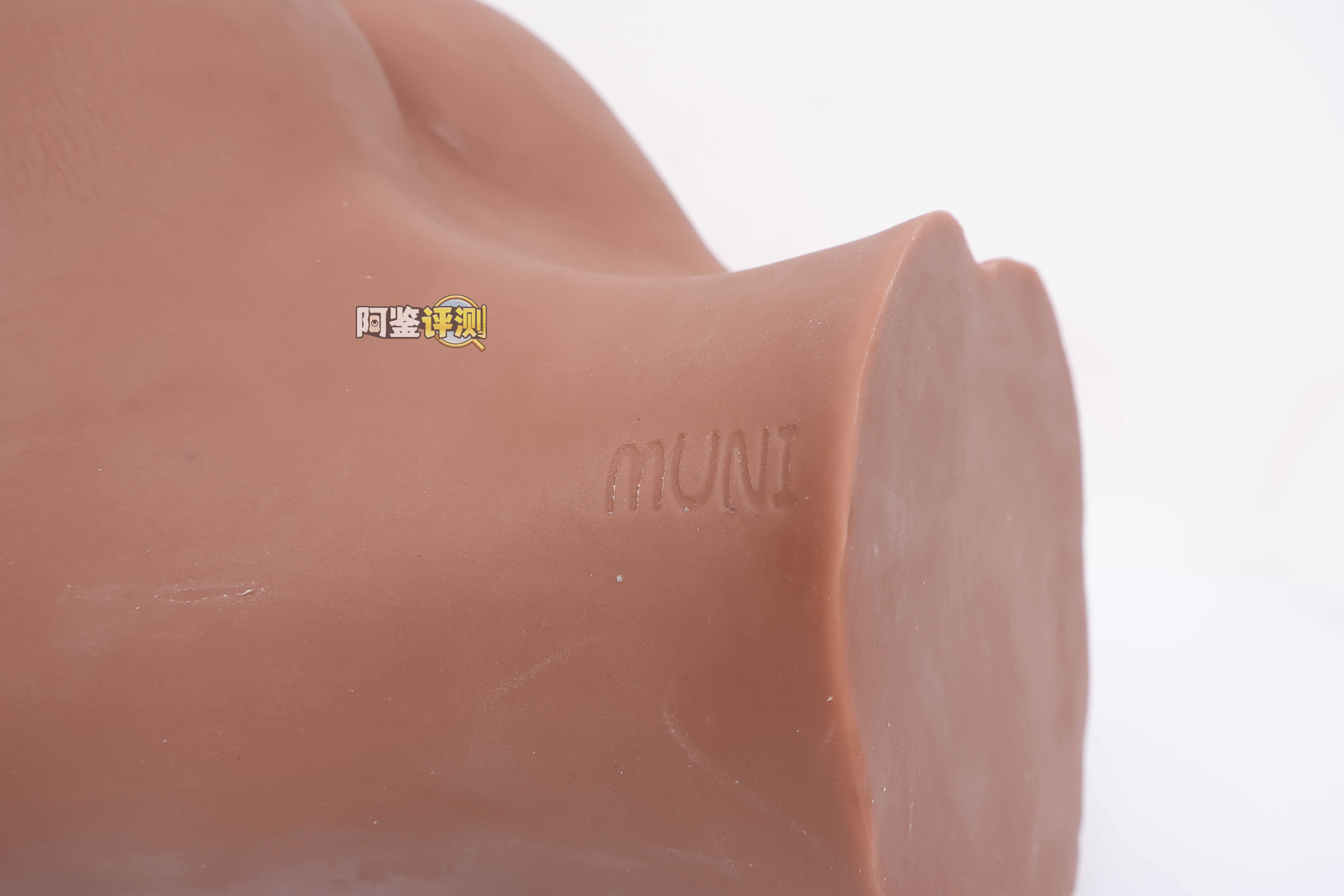 MUNI——”埃及艳后PRO”评测！跨部接触面超大的一字马臀模，厚实腰部带来的独特体积感