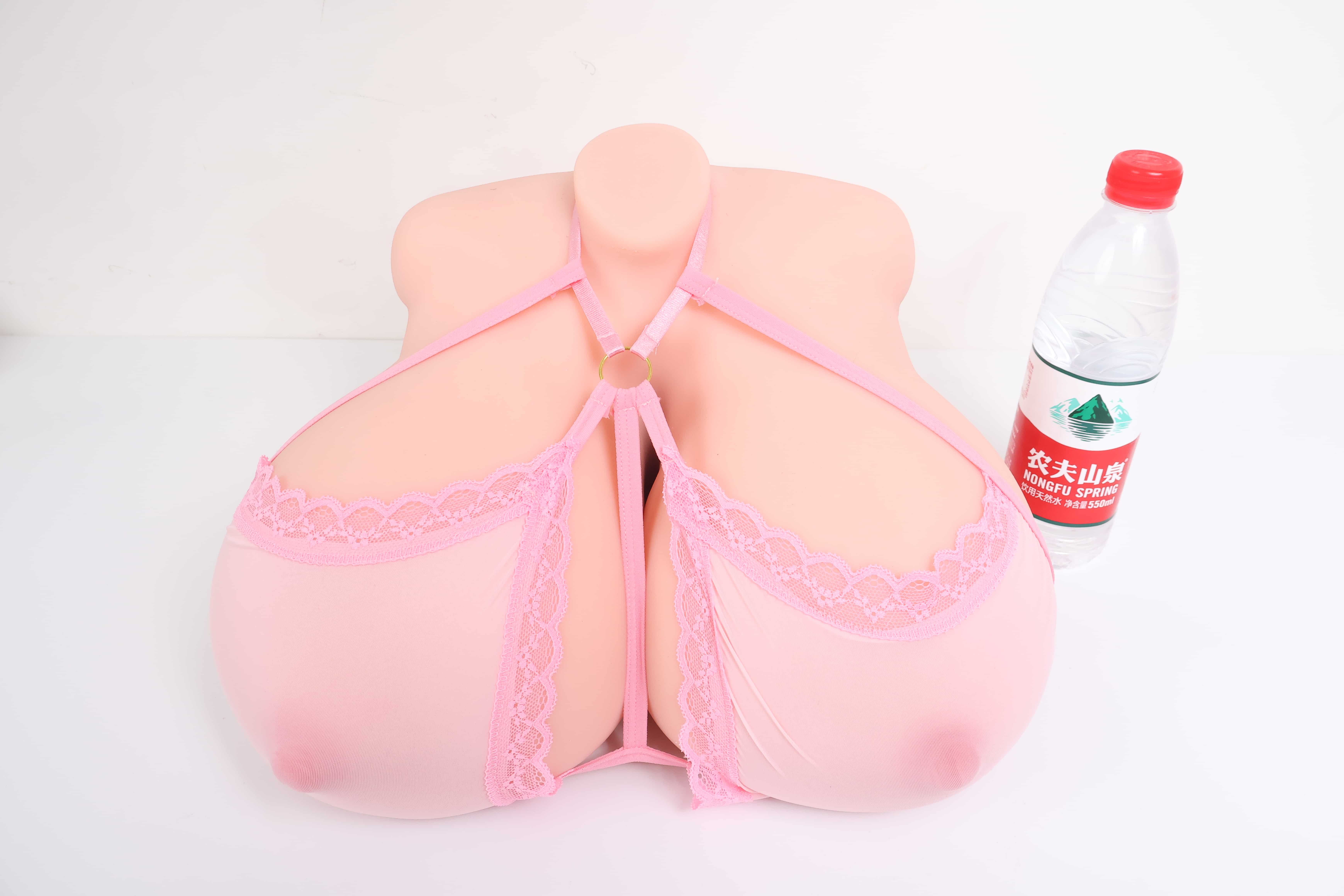 GOSE——”爆乳魔皇”评测！带身体厚度的超大重量胸模，设计上没有缺陷但实用的角度并不算很多