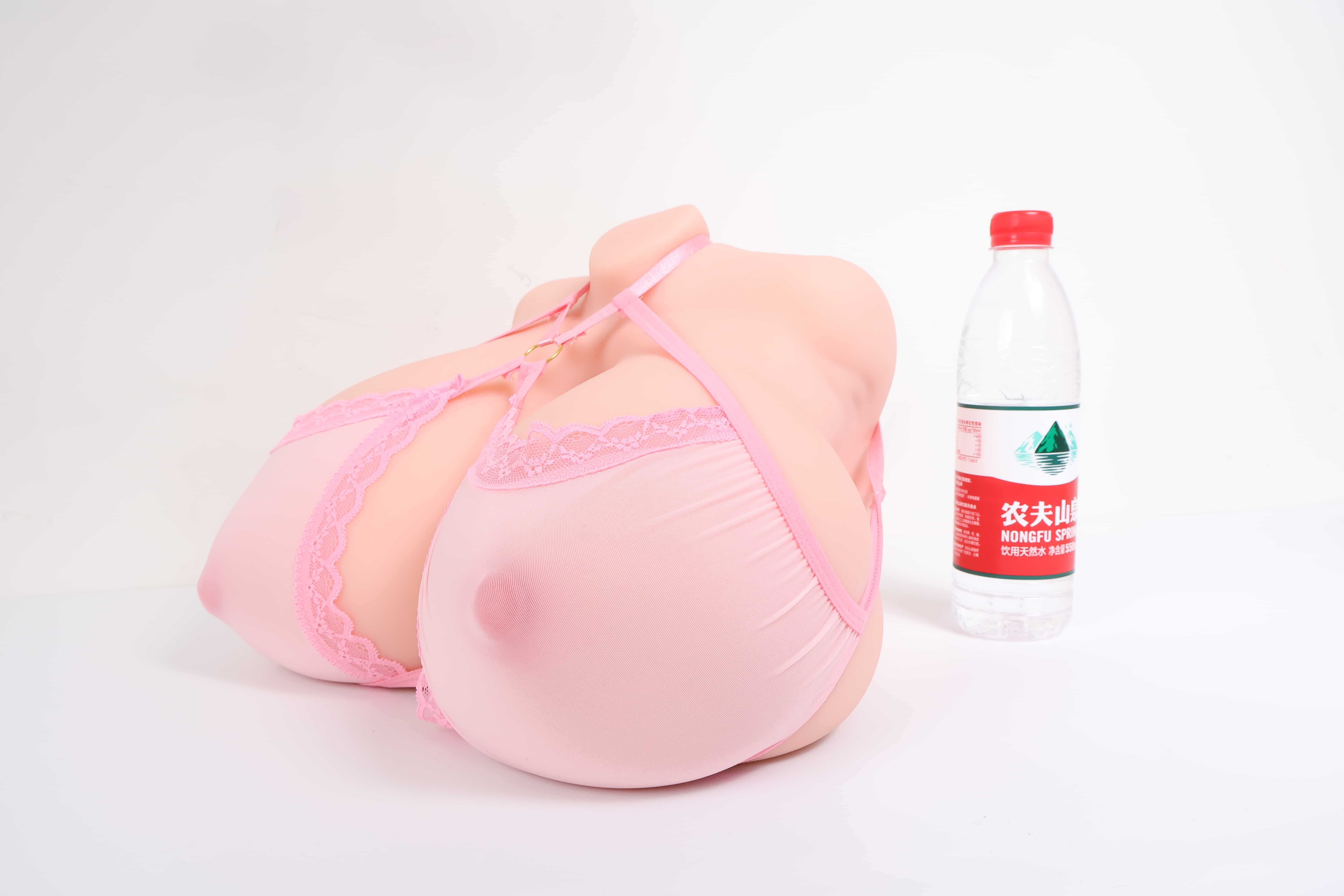 GOSE——”爆乳魔皇”评测！带身体厚度的超大重量胸模，设计上没有缺陷但实用的角度并不算很多