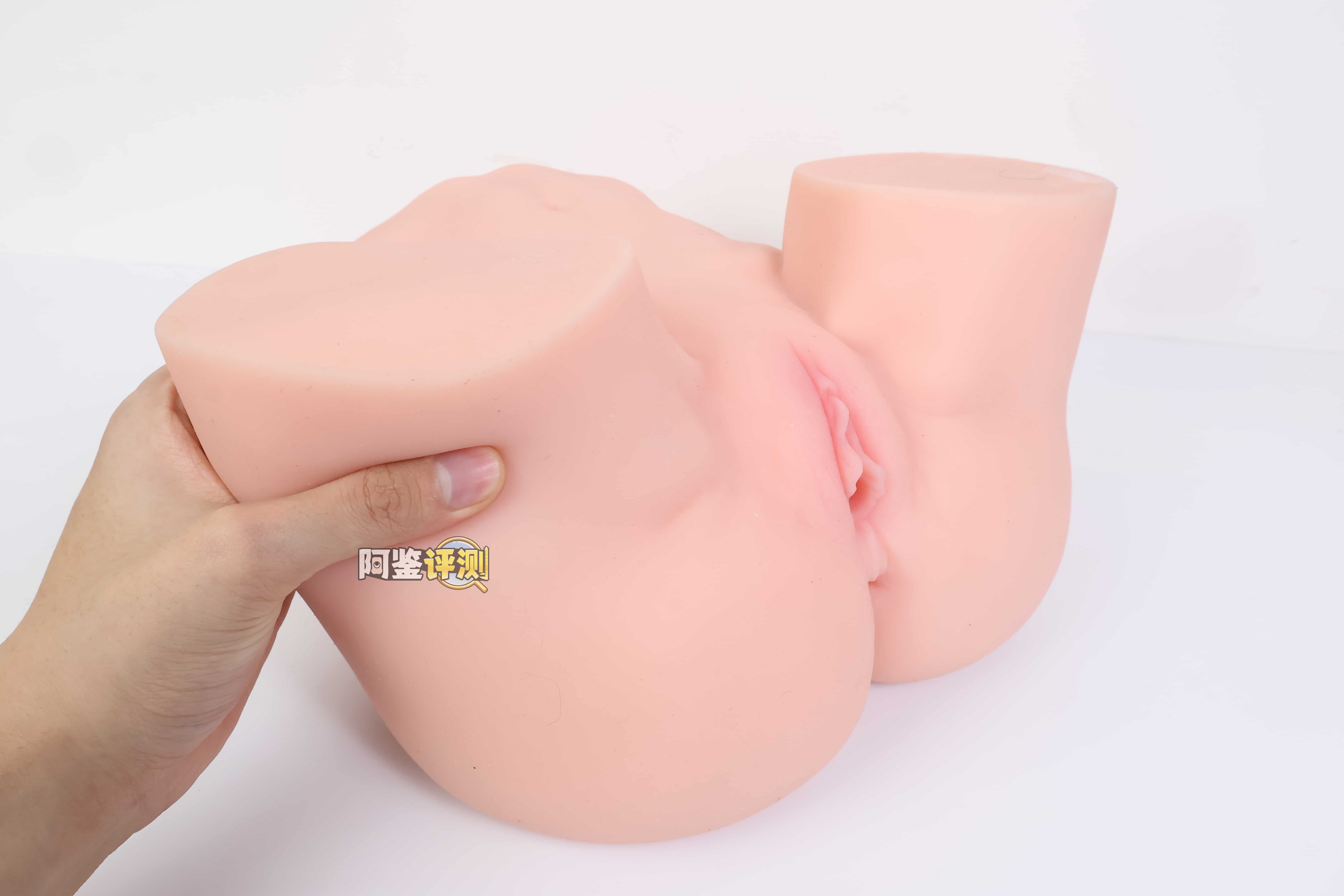 COC——”元气教练”评测！可可狼姬的肉色加大版，但脂软部分感觉做得稍微有些保守