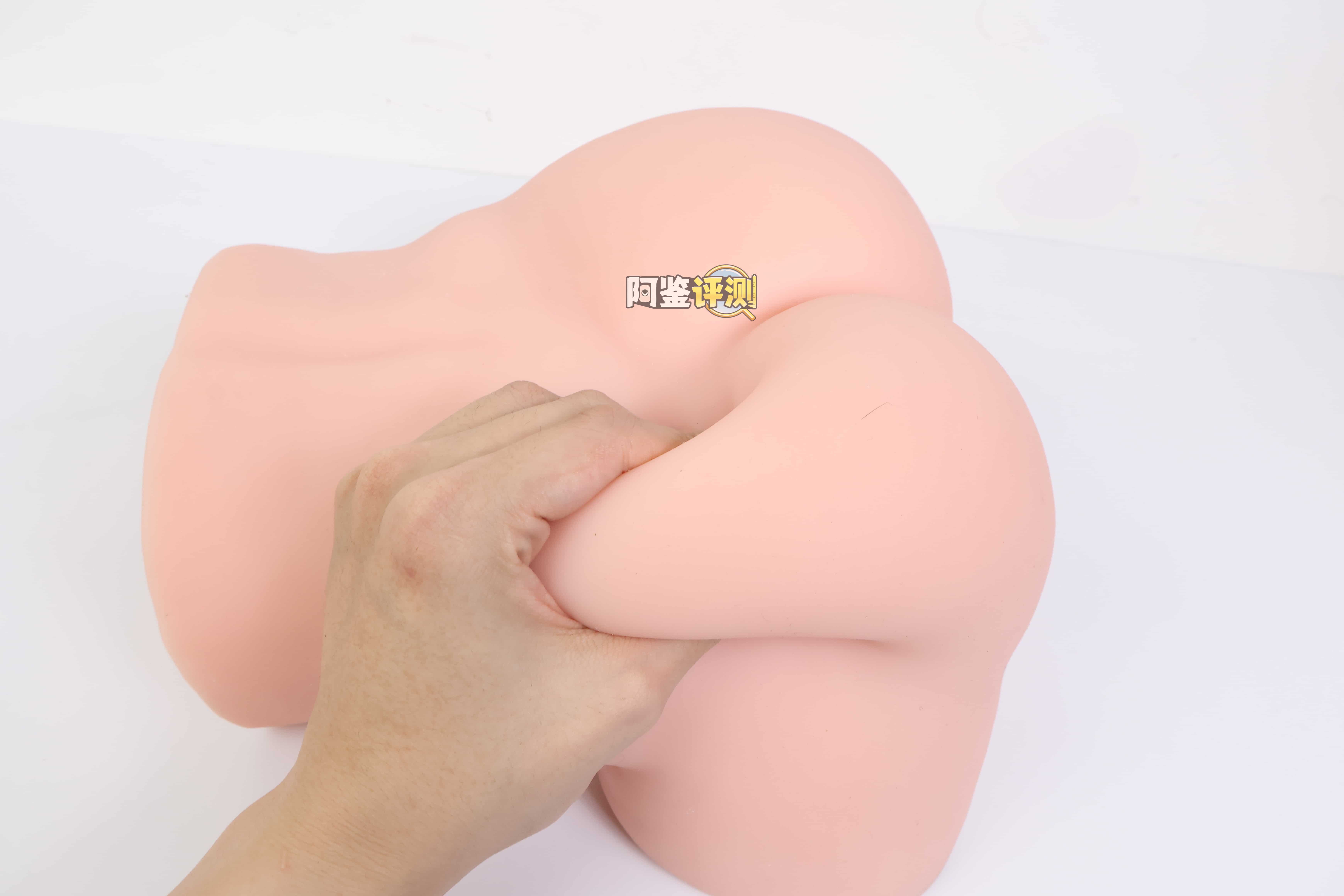 COC——”元气教练”评测！可可狼姬的肉色加大版，但脂软部分感觉做得稍微有些保守