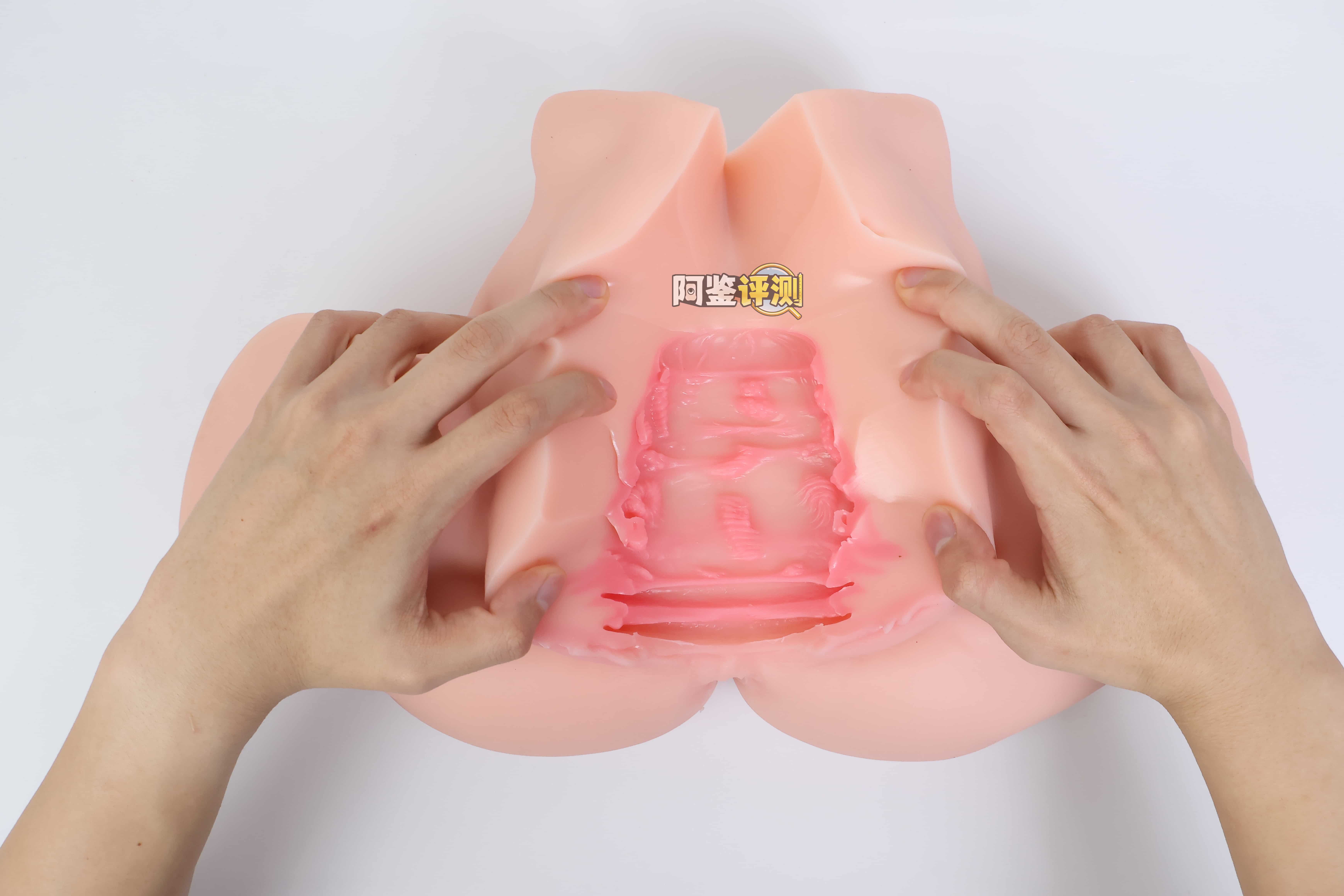 COC——”元气教练”评测！可可狼姬的肉色加大版，但脂软部分感觉做得稍微有些保守