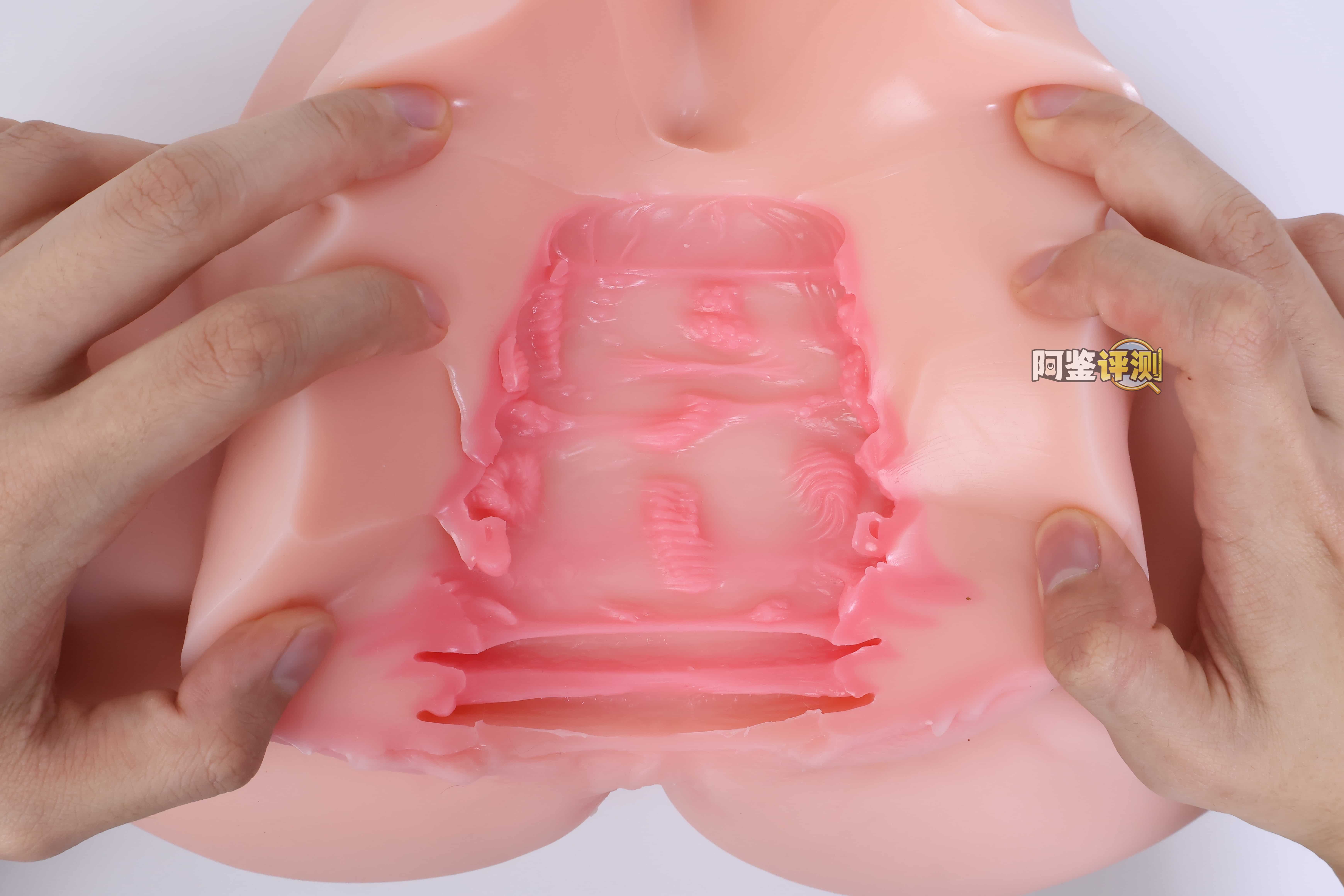 COC——”元气教练”评测！可可狼姬的肉色加大版，但脂软部分感觉做得稍微有些保守