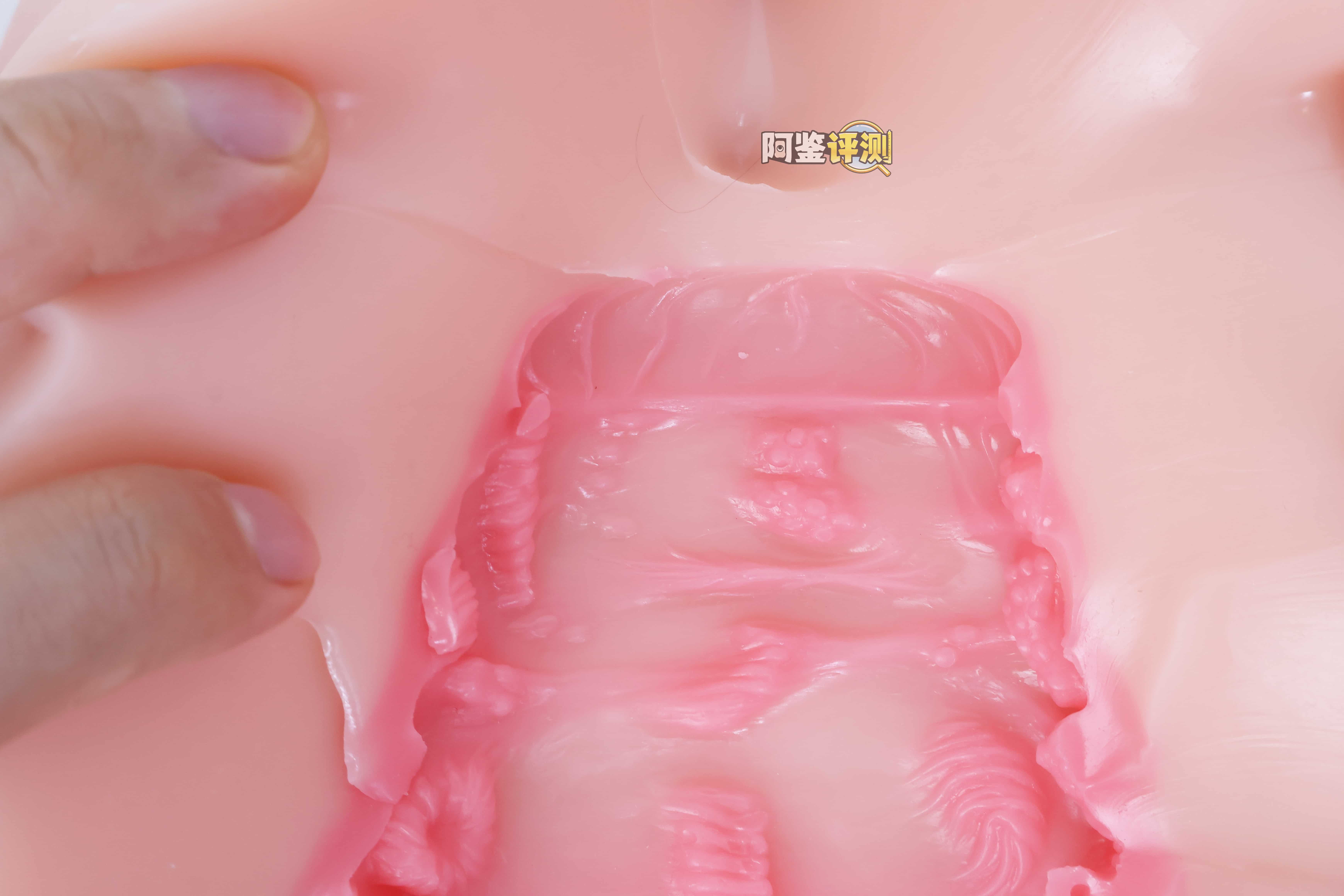 COC——”元气教练”评测！可可狼姬的肉色加大版，但脂软部分感觉做得稍微有些保守