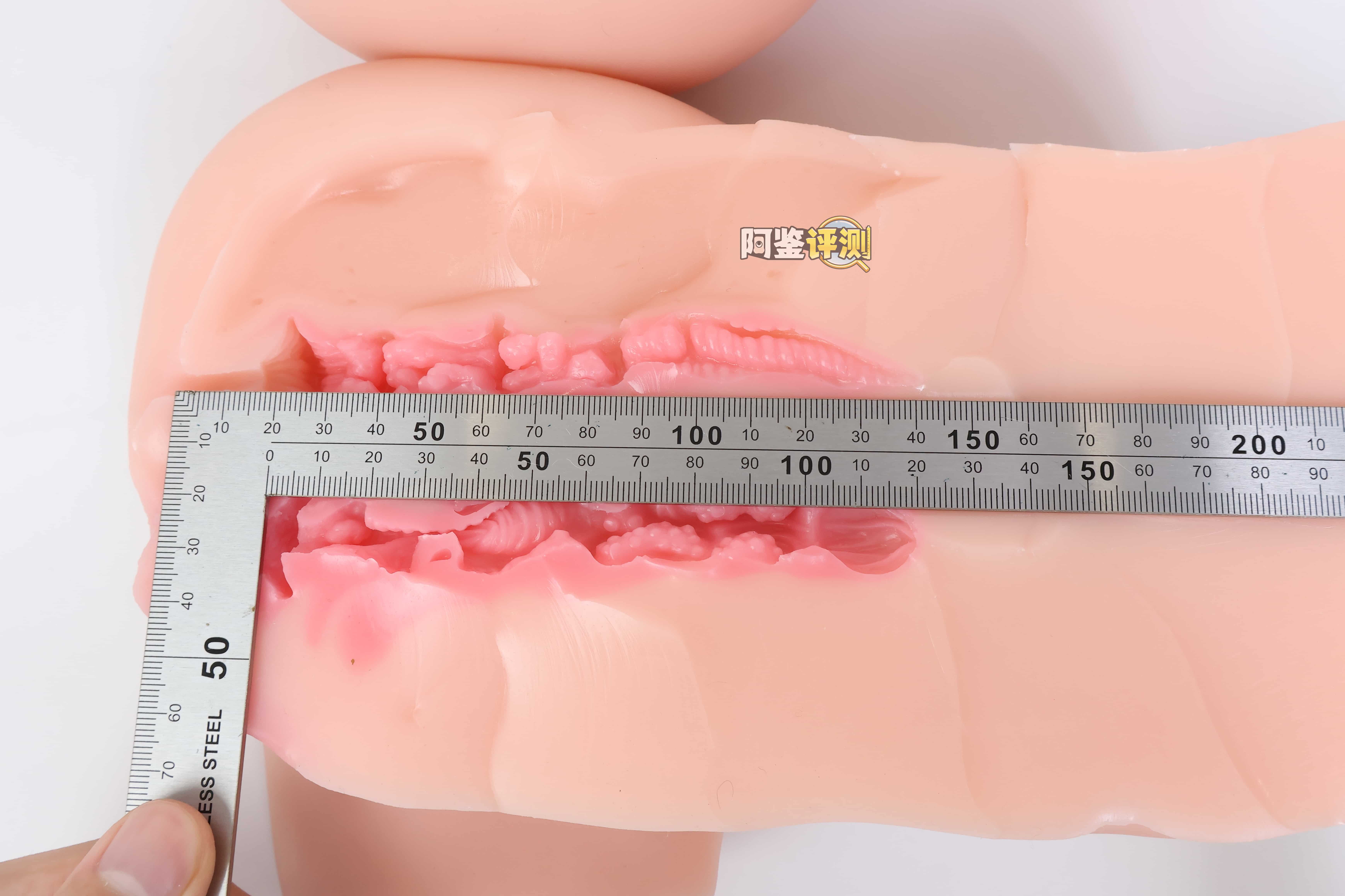 COC——”元气教练”评测！可可狼姬的肉色加大版，但脂软部分感觉做得稍微有些保守