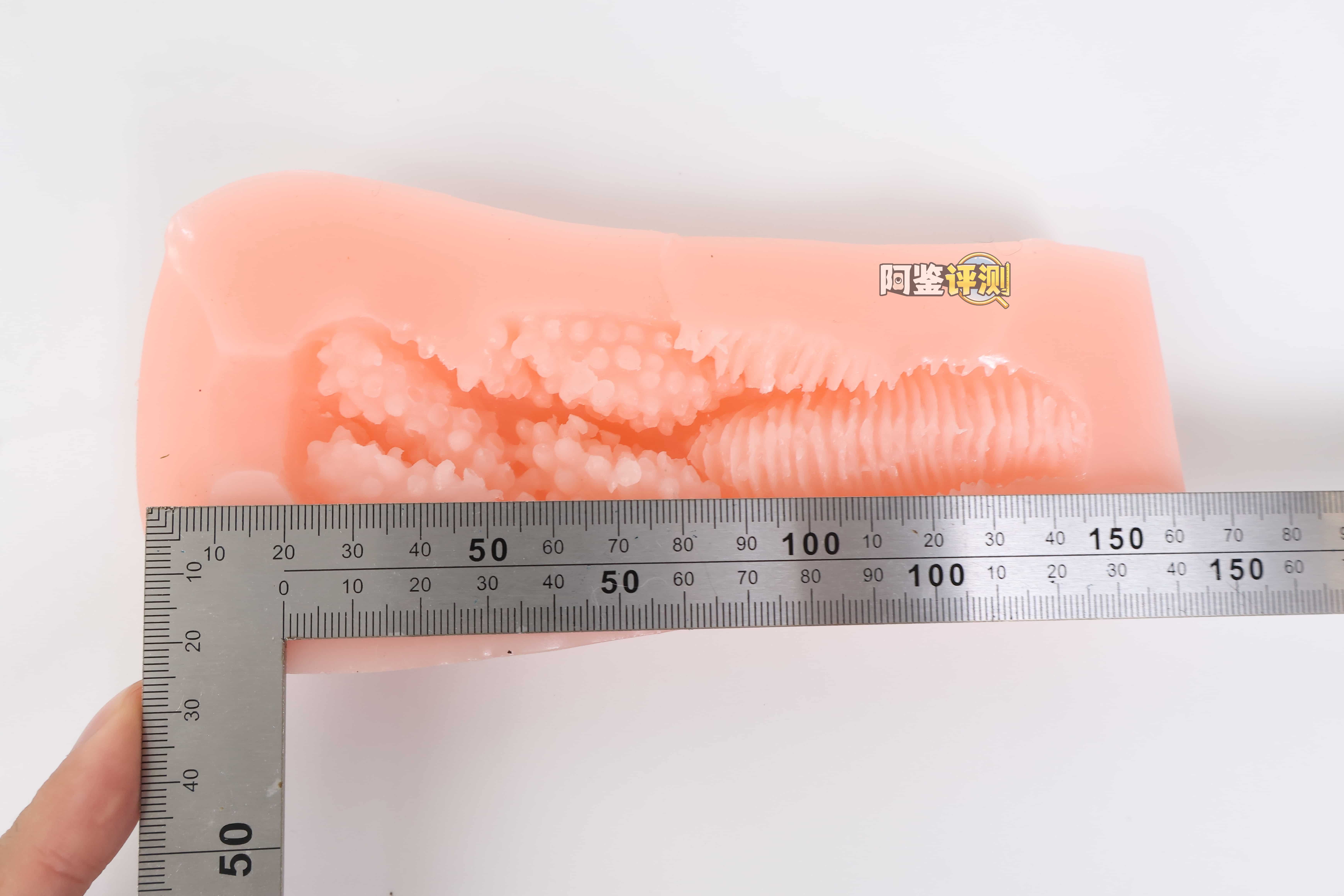 KK——“青梅竹马”评测!性处理女仆同款的超软材质+尖锐边缘,由点状变成了块状