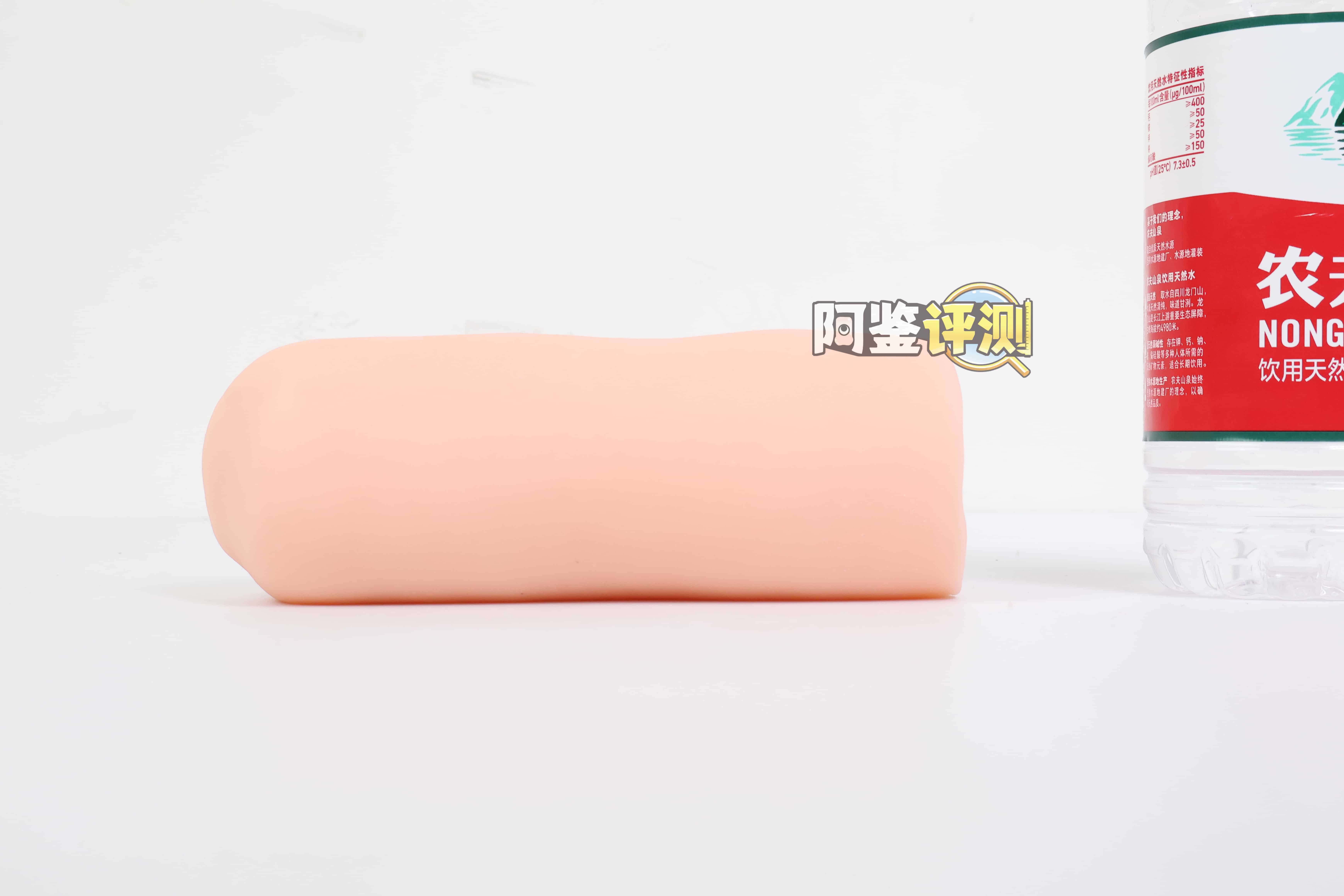 汤玛托易士——”粒肉彼女”评测！本以为是个类仿真结构，没想到还真是小颗粒感！