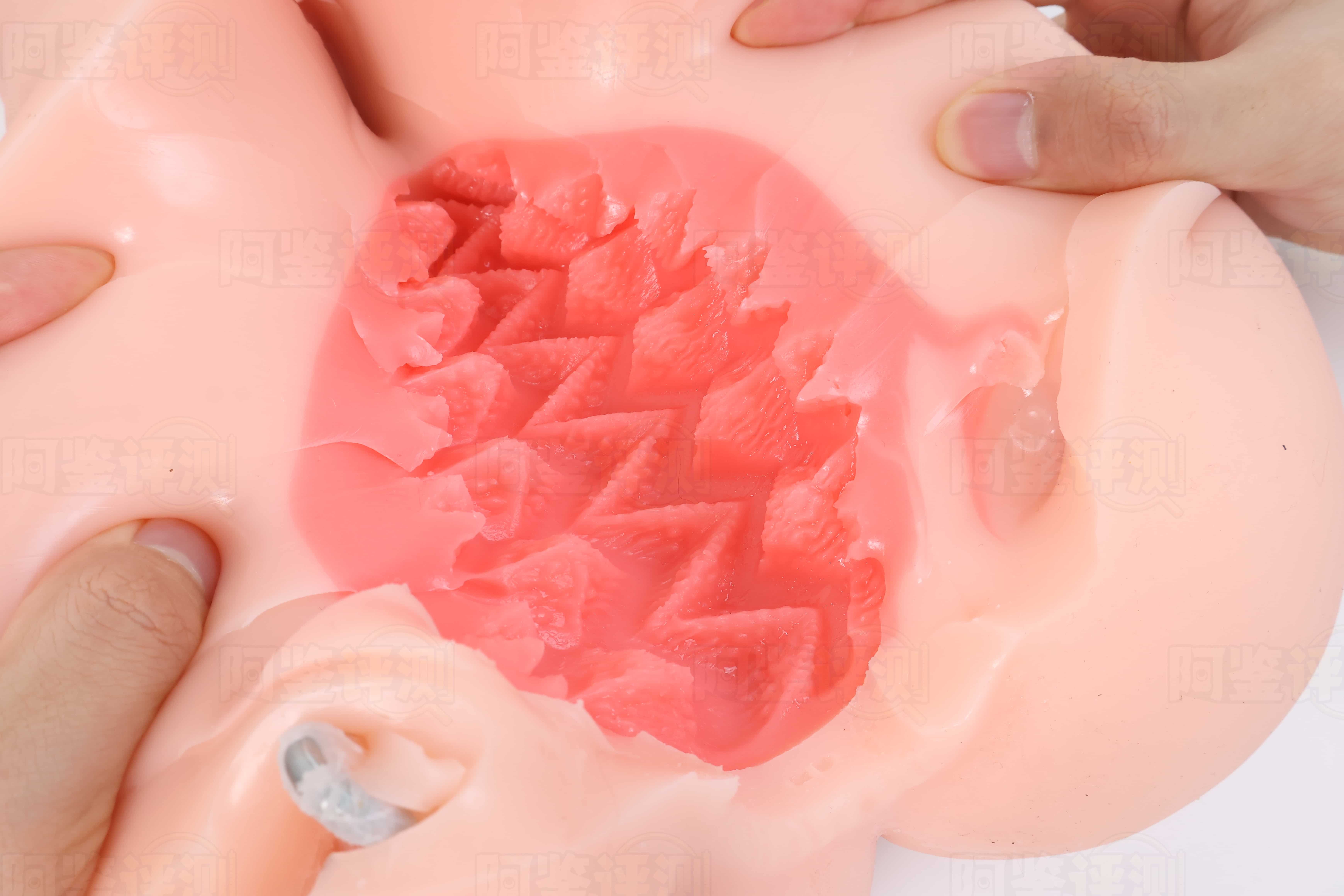 LoveFactor——”男娘圣体”评测！硬核的勃起大牛至！这男人的身体竟也能如此丰满